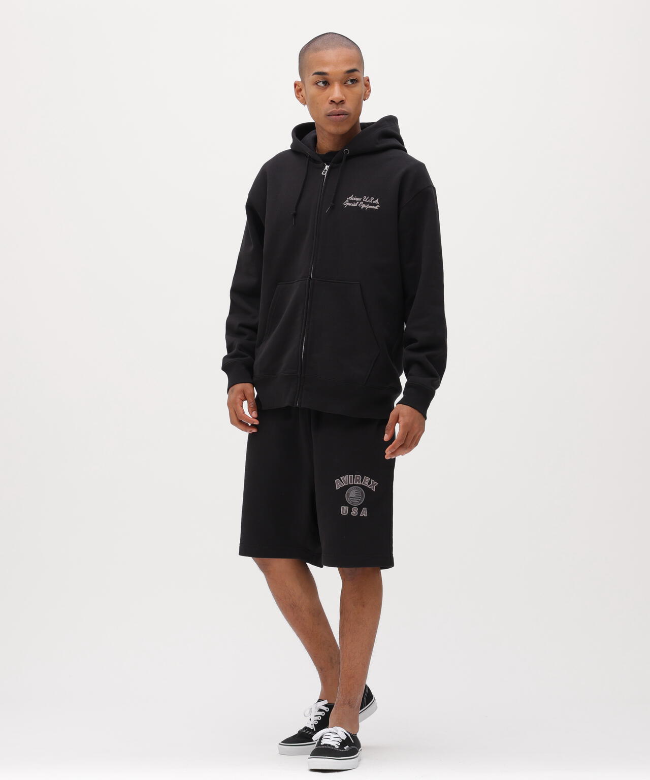 《直営店限定》VARSITY FLAG SWEAT SHORTS