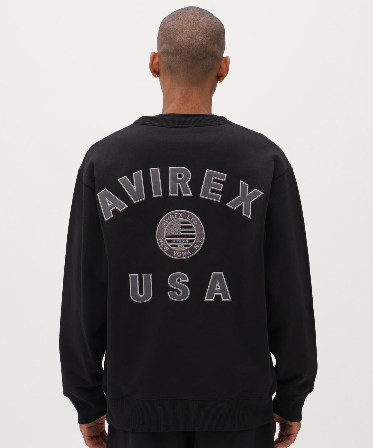 《直営店限定》VARSITY FLAG CREW NECK SWEAT