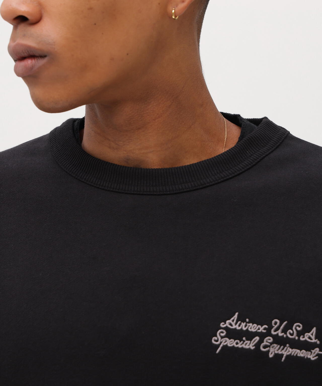《直営店限定》VARSITY FLAG CREW NECK SWEAT