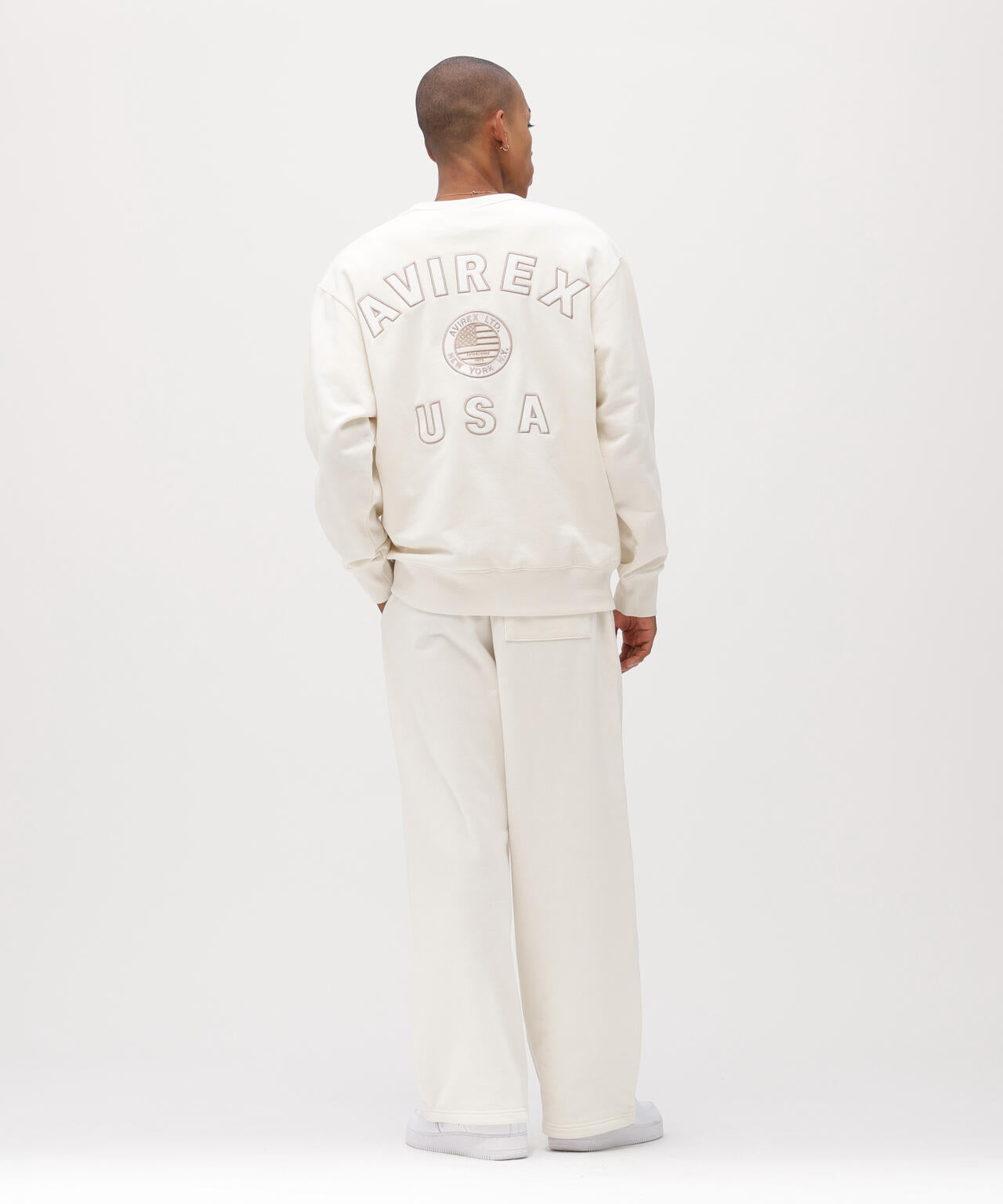 《直営店限定》VARSITY FLAG CREW NECK SWEAT
