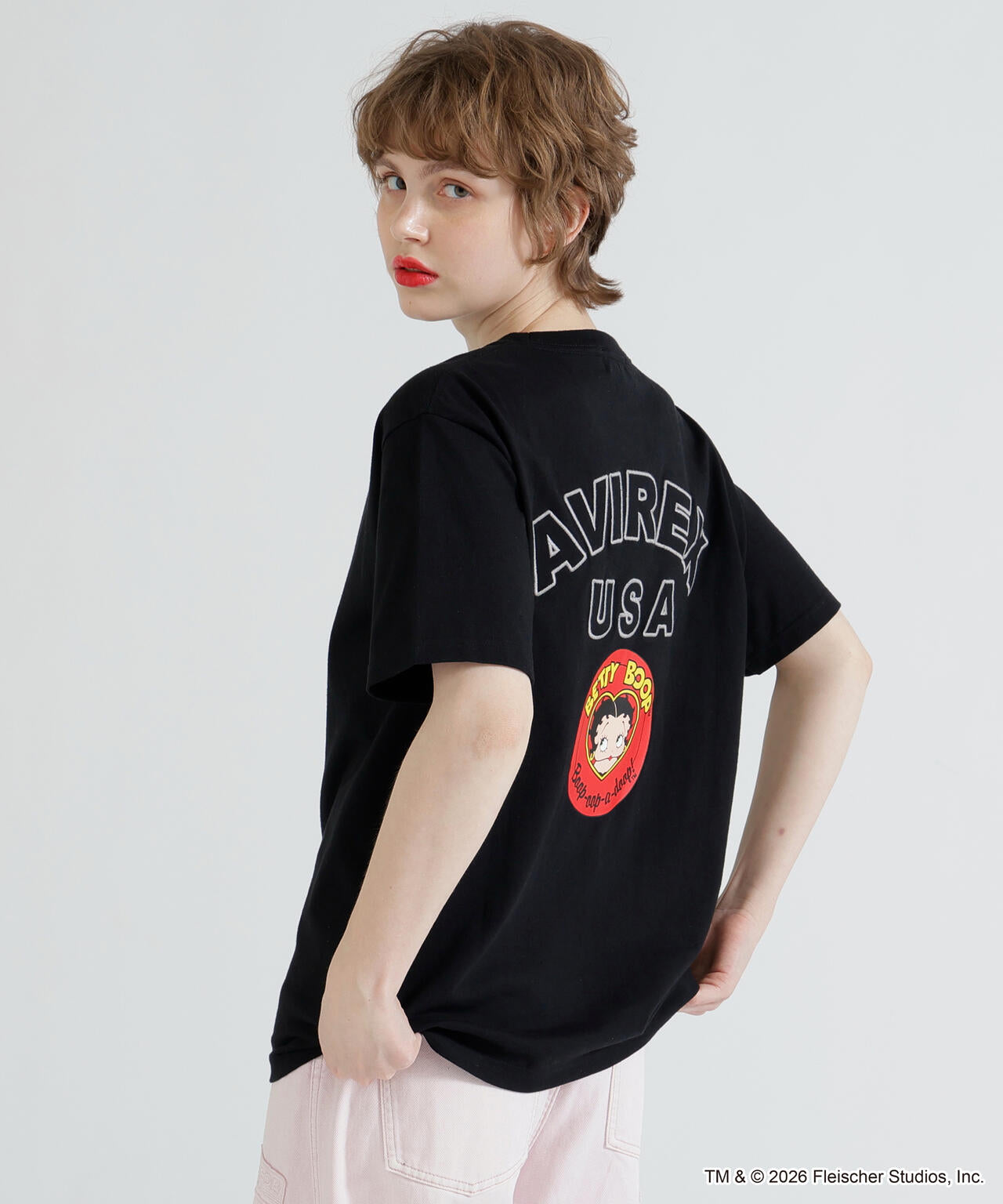 《AVIREX × Betty Boop》VARSITY LOGO S/S T-SHIRT