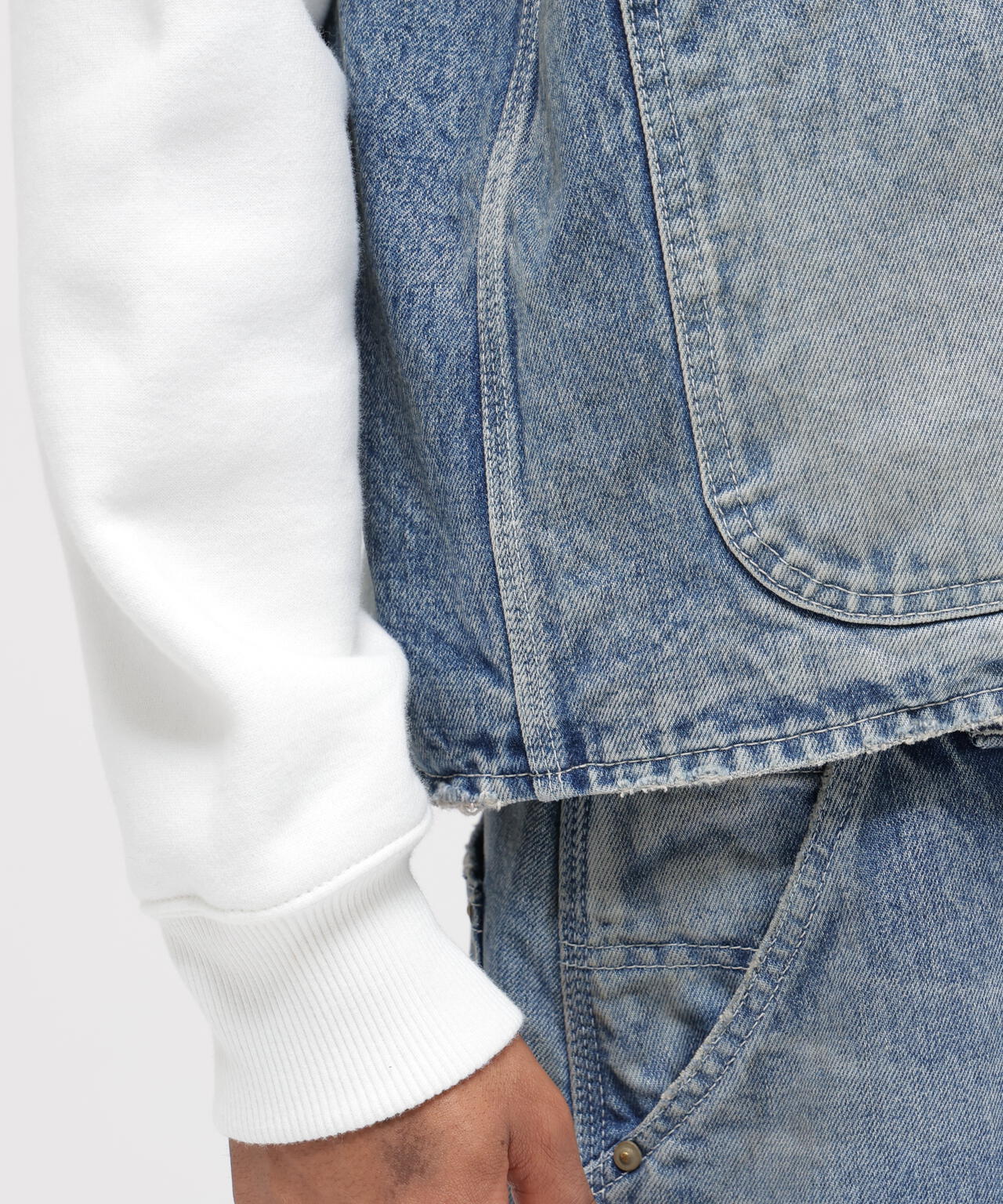 《AVIREX｜MOANDMO CLOTHING》DENIM WORK VEST