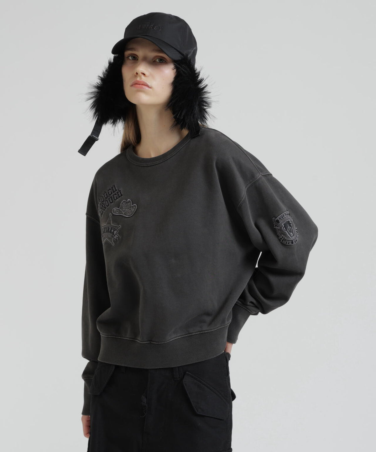 FADE COWBOY PATCH CREW SWEAT