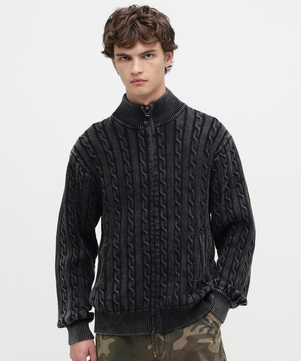 《直営店限定》COTTON ZIP CABLE KNIT