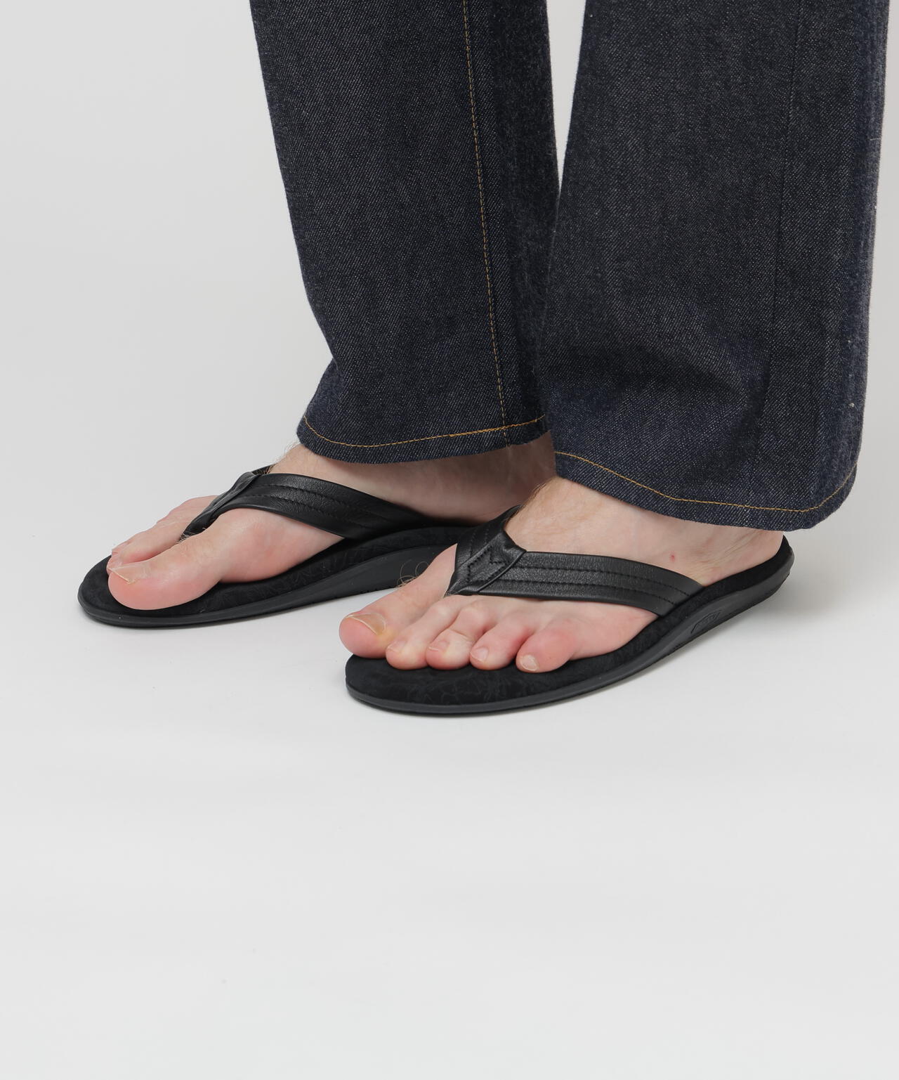 《AVIREX×ISLAND SLIPPER》MAP PATTERN TONG SANDAL