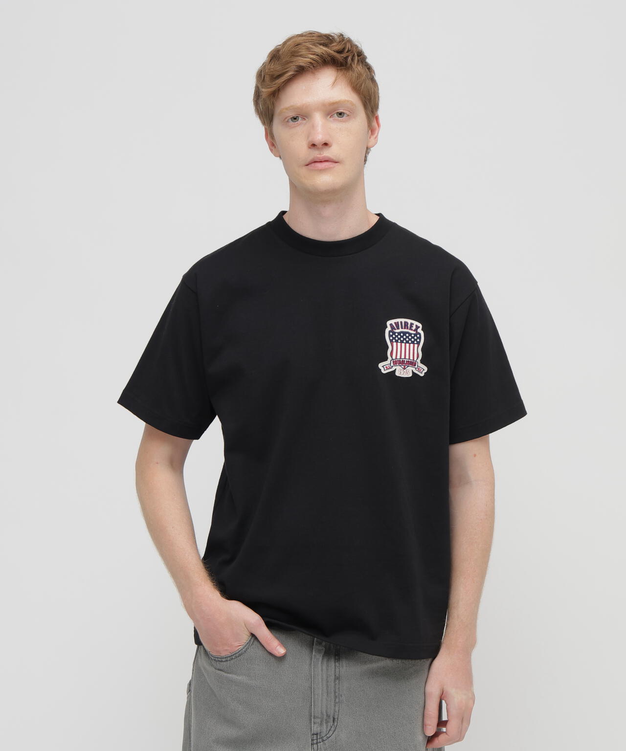 SIGNATURE VARSITY LOGO T-SHIRT