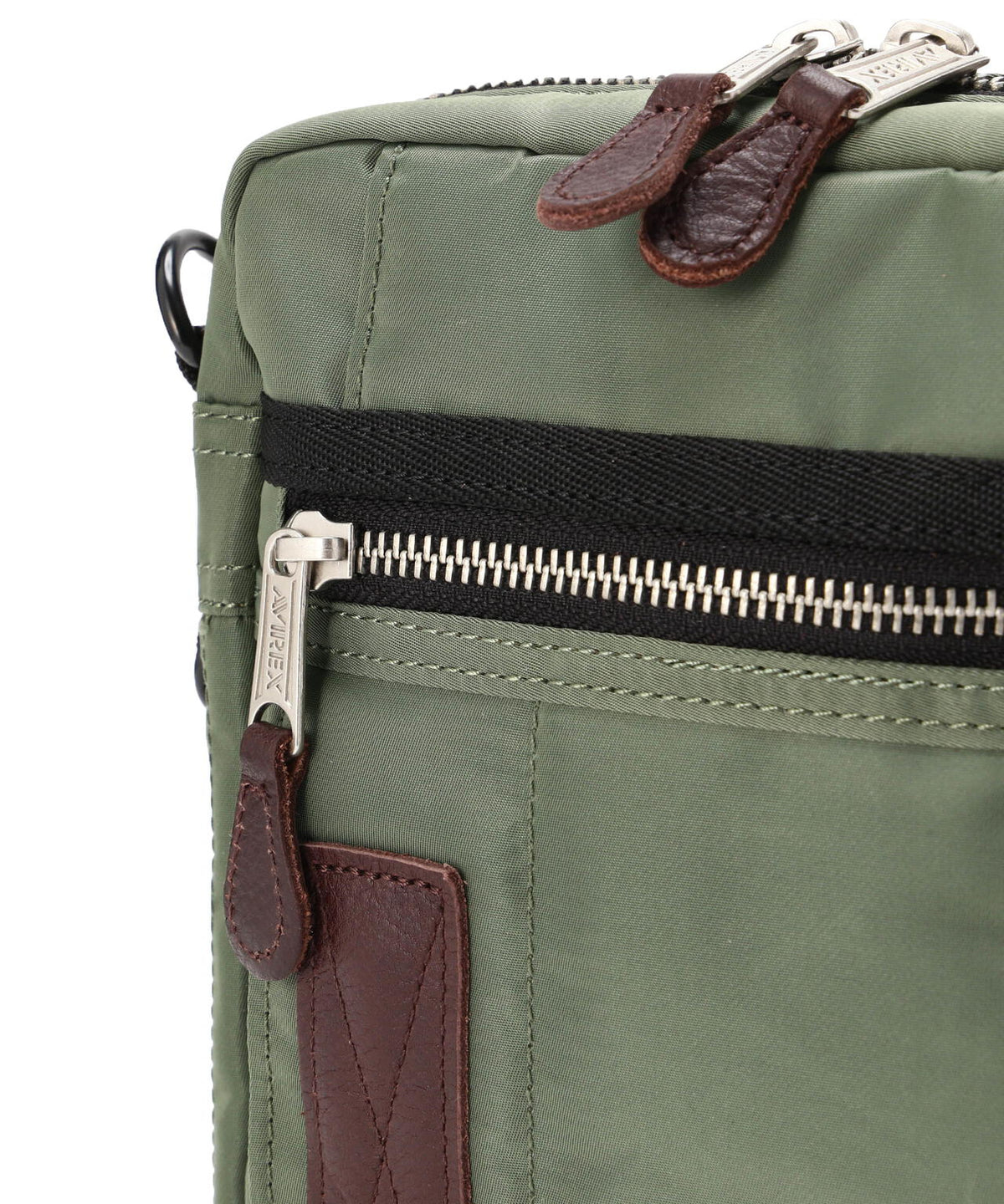 FLIGHT NYLON ”VERTICAL SHOULDER BAG”