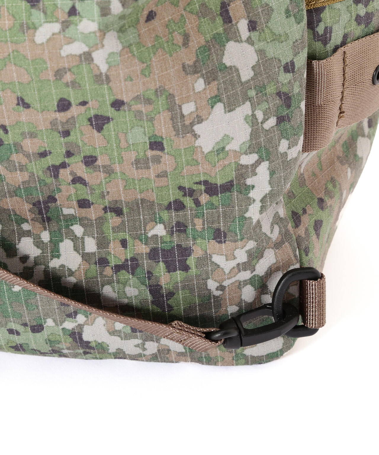 《直営店限定》REFLECT RIP BOAT SHAPED SHOULDER BAG