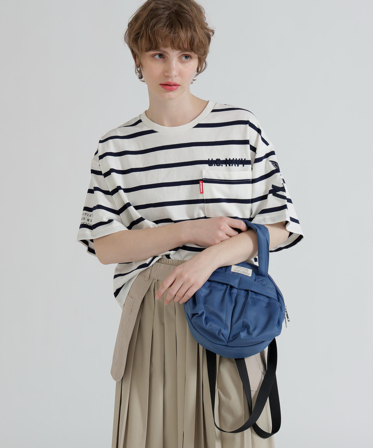 《直営店限定》CIRCLE NYLON BAG