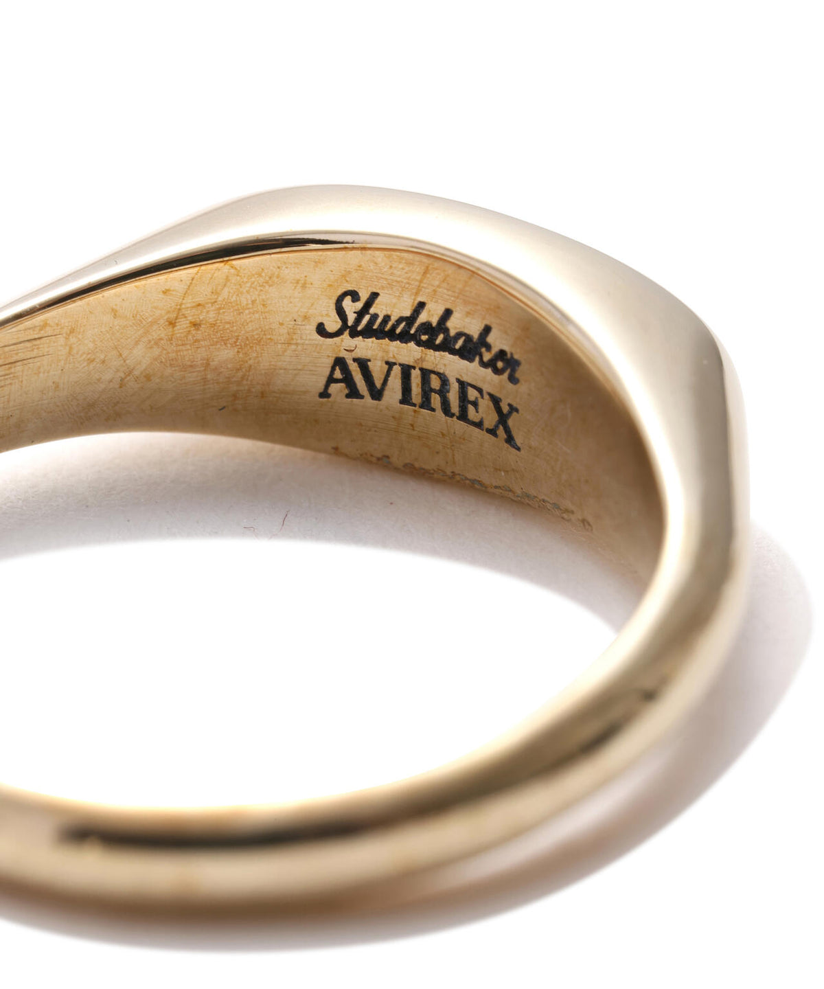 《AVIREX × STUDEBAKER METALS》FELIX SIGNET RING AR ”BRASS POLISH”