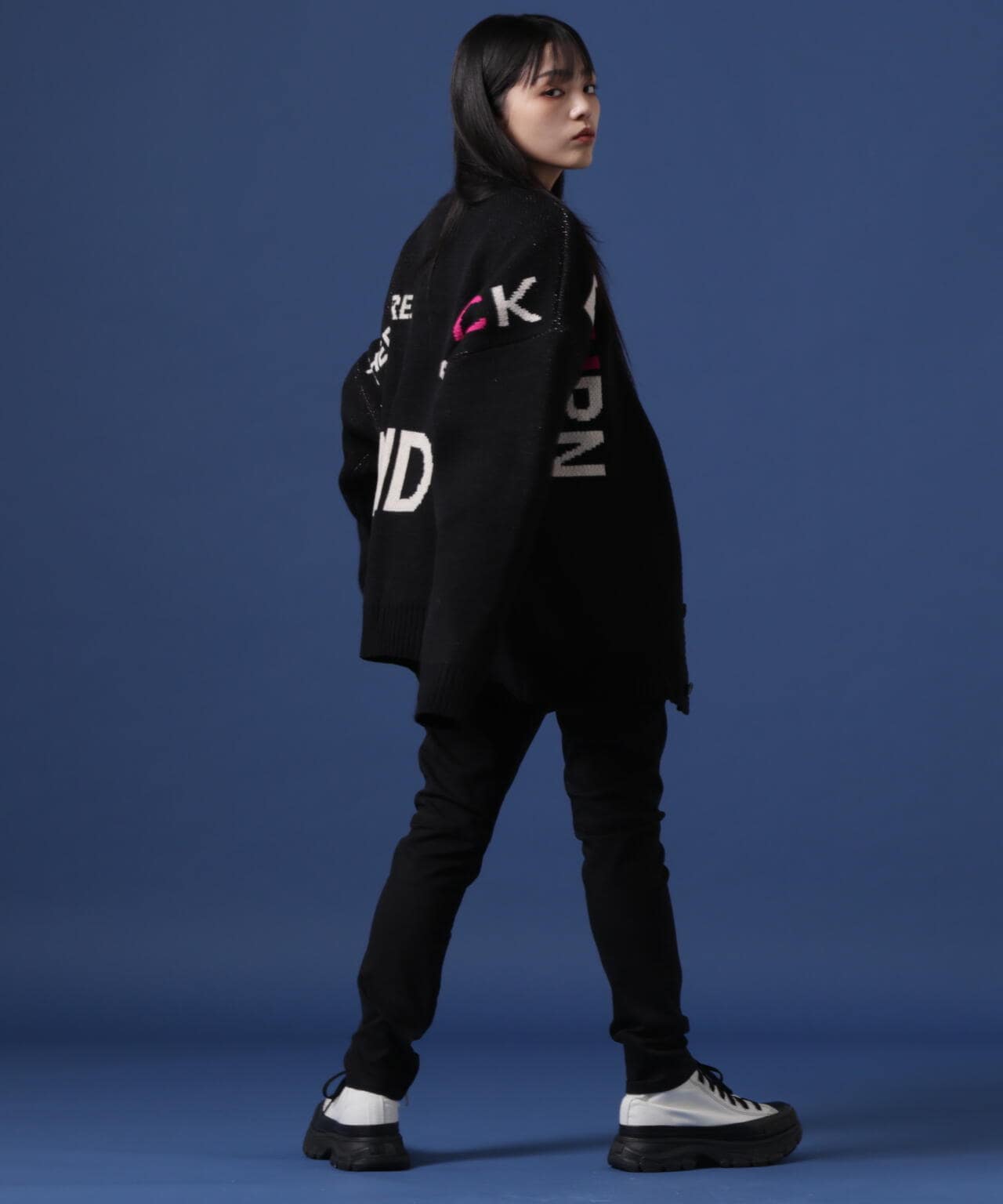 【WEB&DEPOT限定】WHITELAND/ホワイトランド/LOGO CARDIGAN
