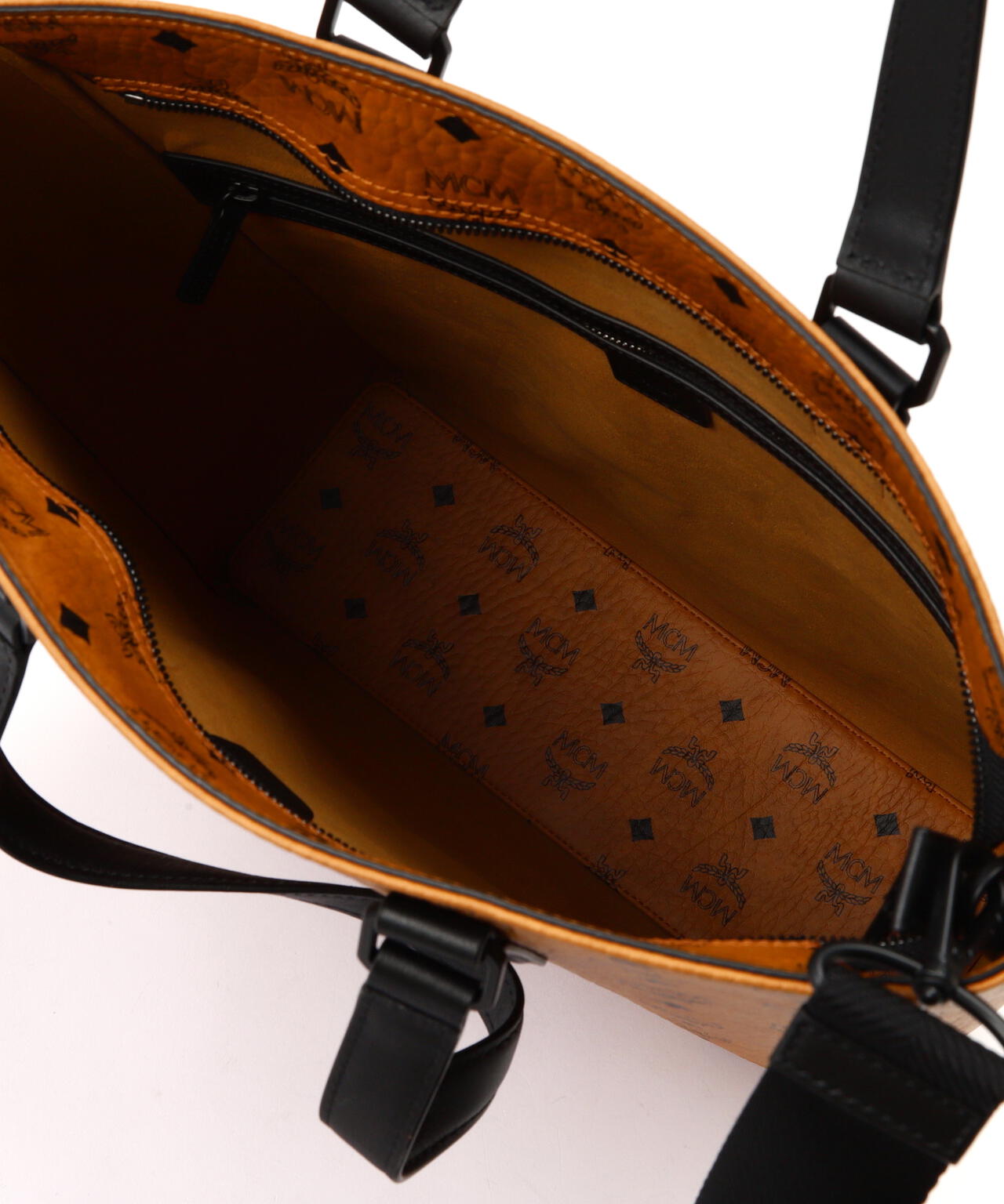 MCM/エムシーエム/Klassik Visetos Tote Medium/クラシック ヴィセトス トートバッグ ミディアム