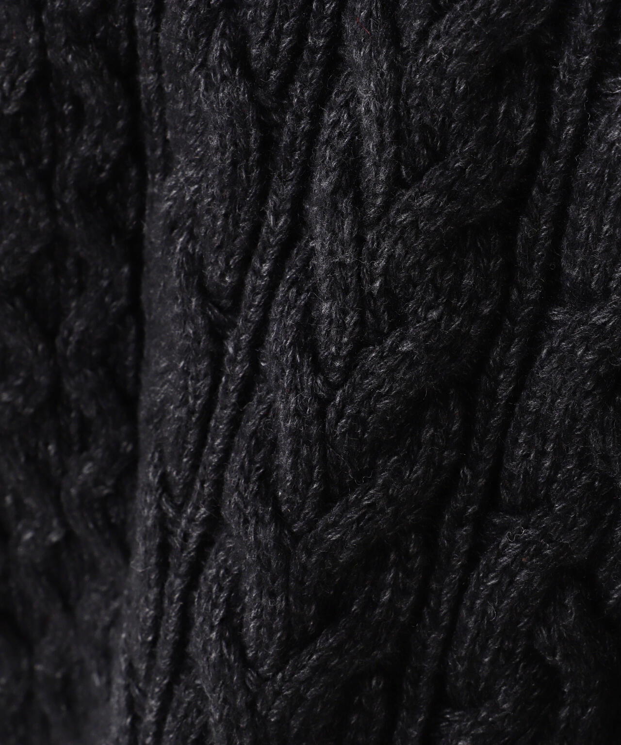 MANOF/マノフ/SHOULDER TUCK CABLE KNIT