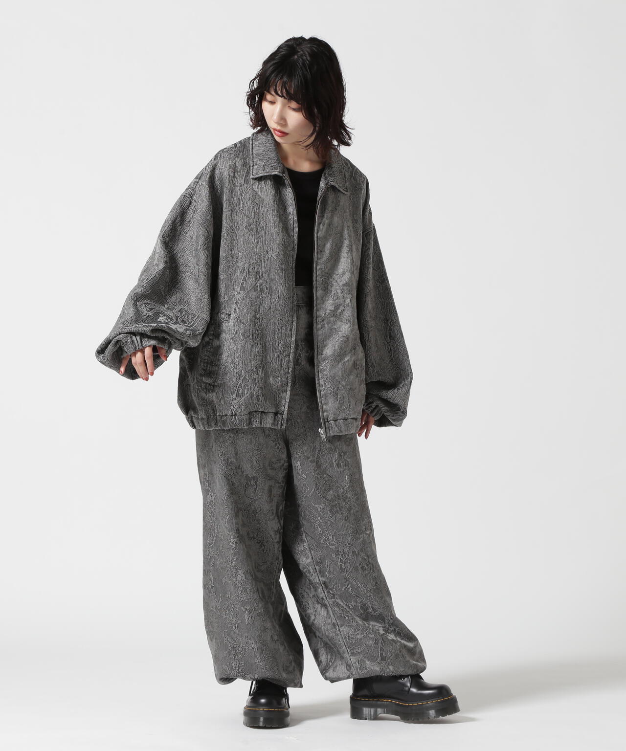 Chica/チカ/FLORAL JAQUARD PIGMENT WIDE PANTS