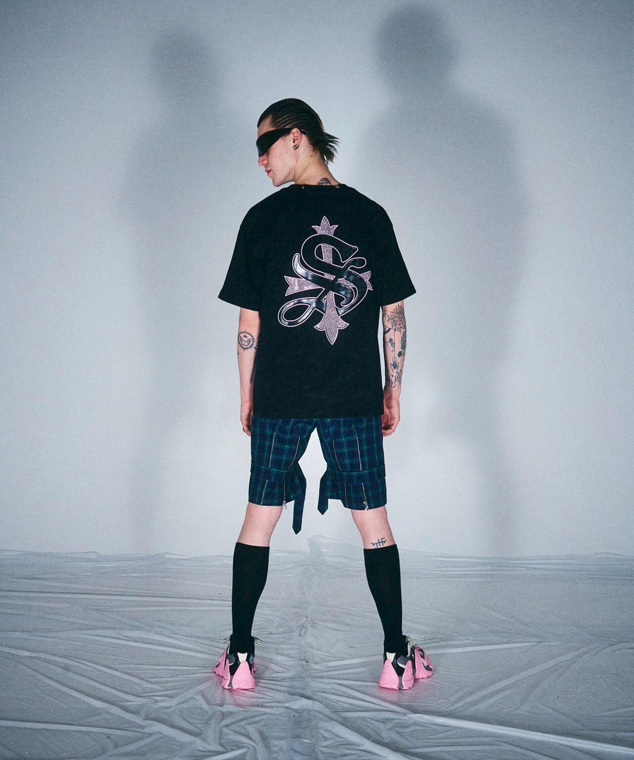 SUPPLIER/サプライヤー/【LHP EXCLUSIVE】Vintage Wash Pierced Cross Tee