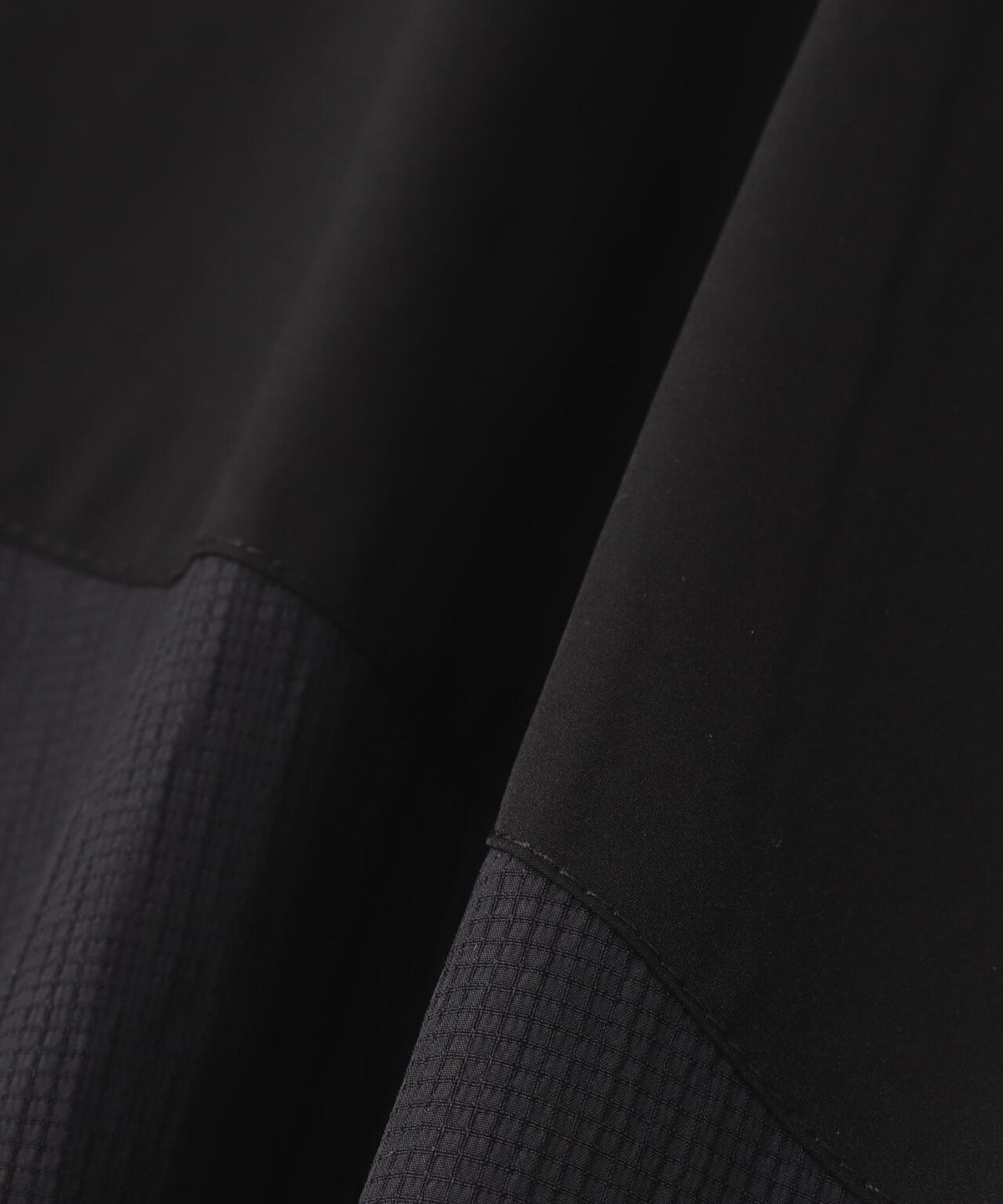 DankeSchon/ダンケシェーン/SWITCH NYLON BLOUSON