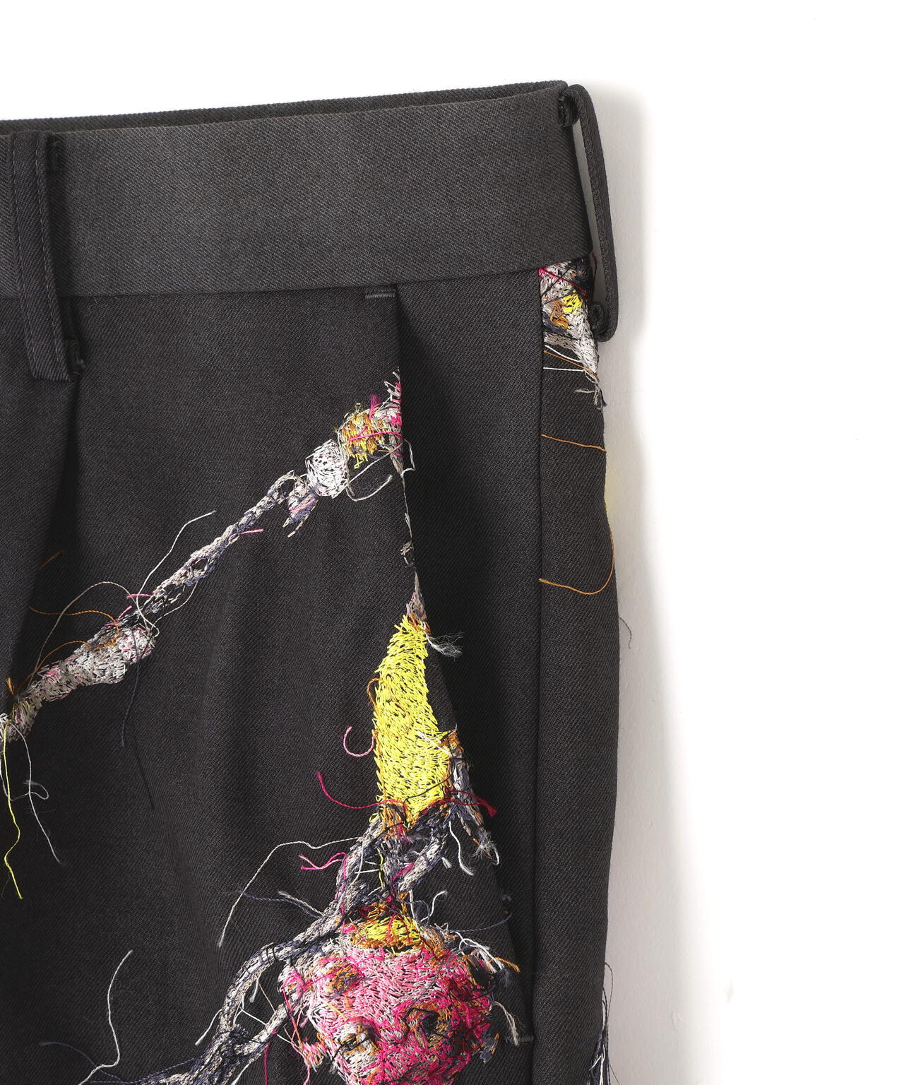 doublet/ダブレット/EMBROIDERED CHAIN TAILORED TROUSERS