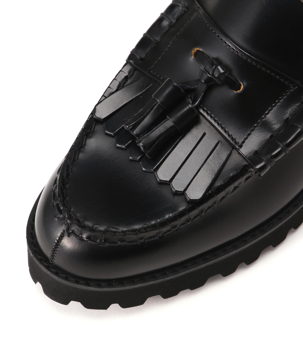 The Kenford Fineshoes/TANK SOLE LOAFERS/BLACK QUILT TASSEL