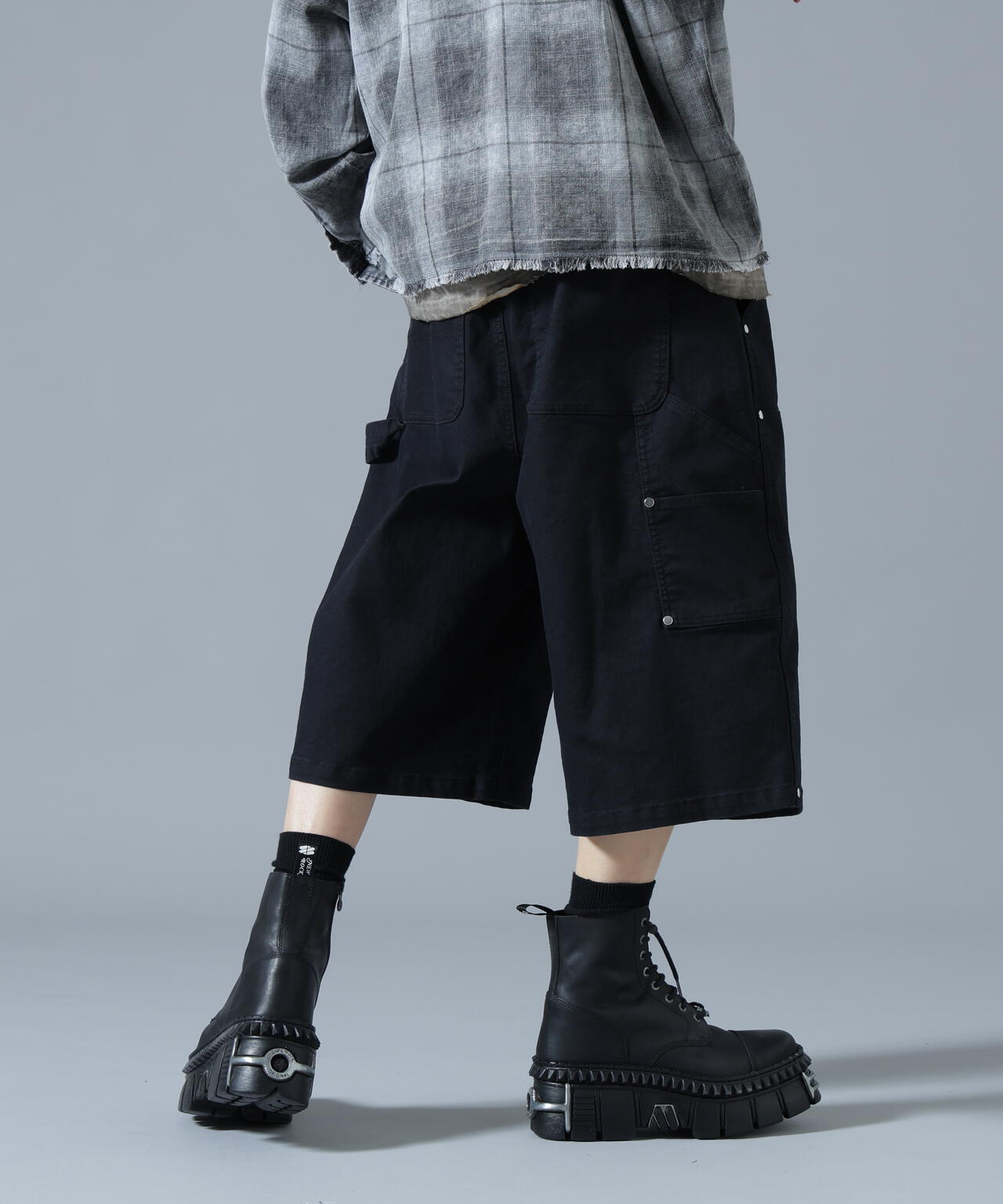DankeSchon/ダンケシェーン/TCBLK W-KNEE SHORTS