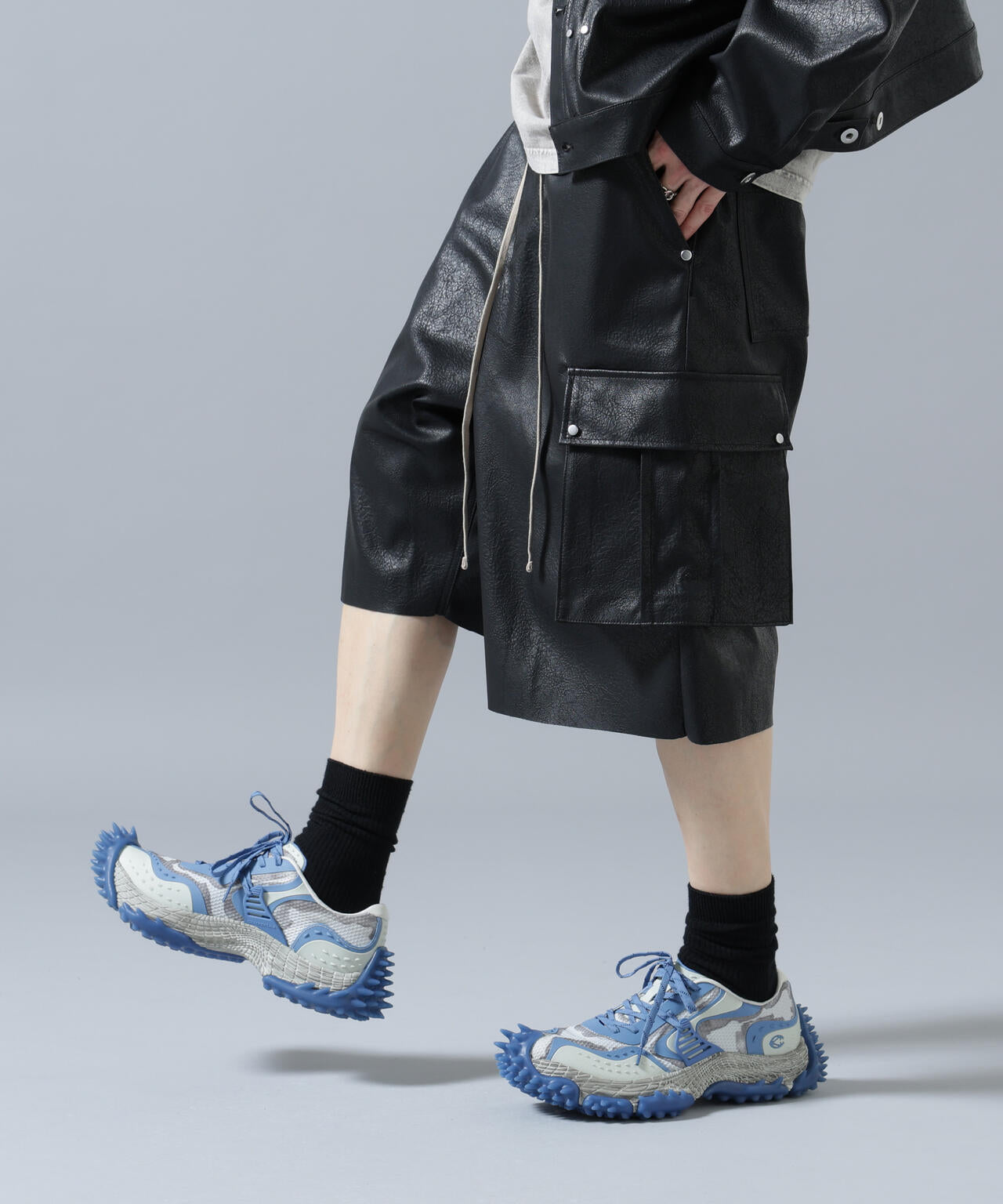 DankeSchon/ダンケシェーン/PULEATHER CARGO SHORTS