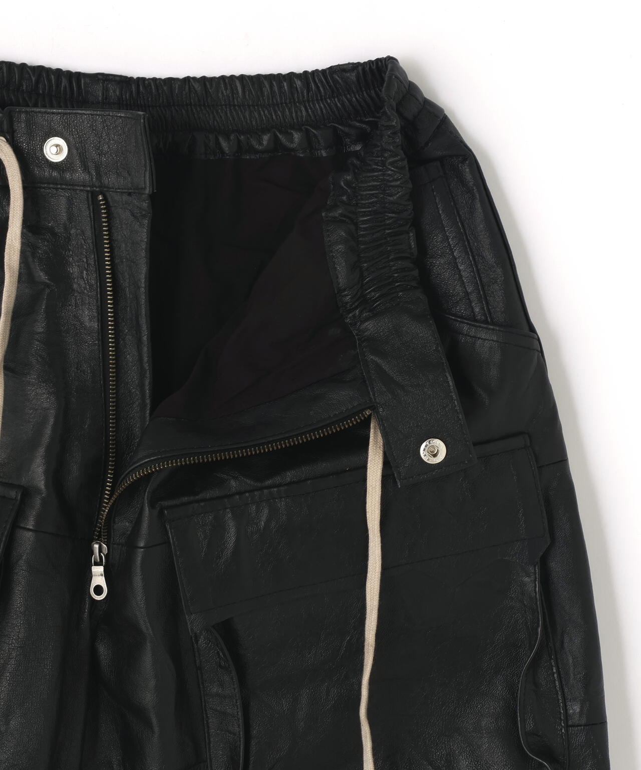 DankeSchon/ダンケシェーン/REPRO-LEATHER CARGO SHORTS