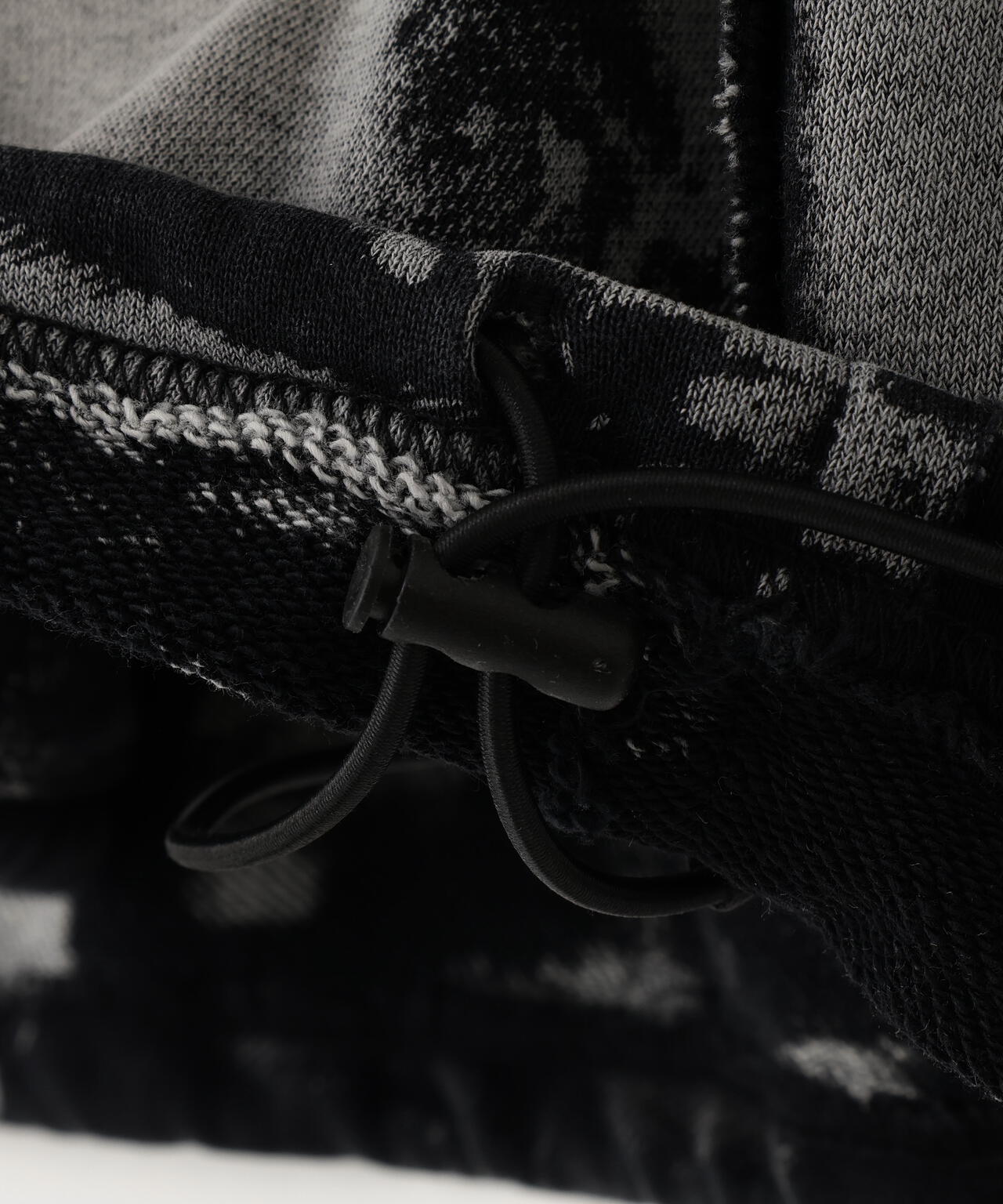 DankeSchon/ダンケシェーン/STUDS SWEAT ZIP HOODIE