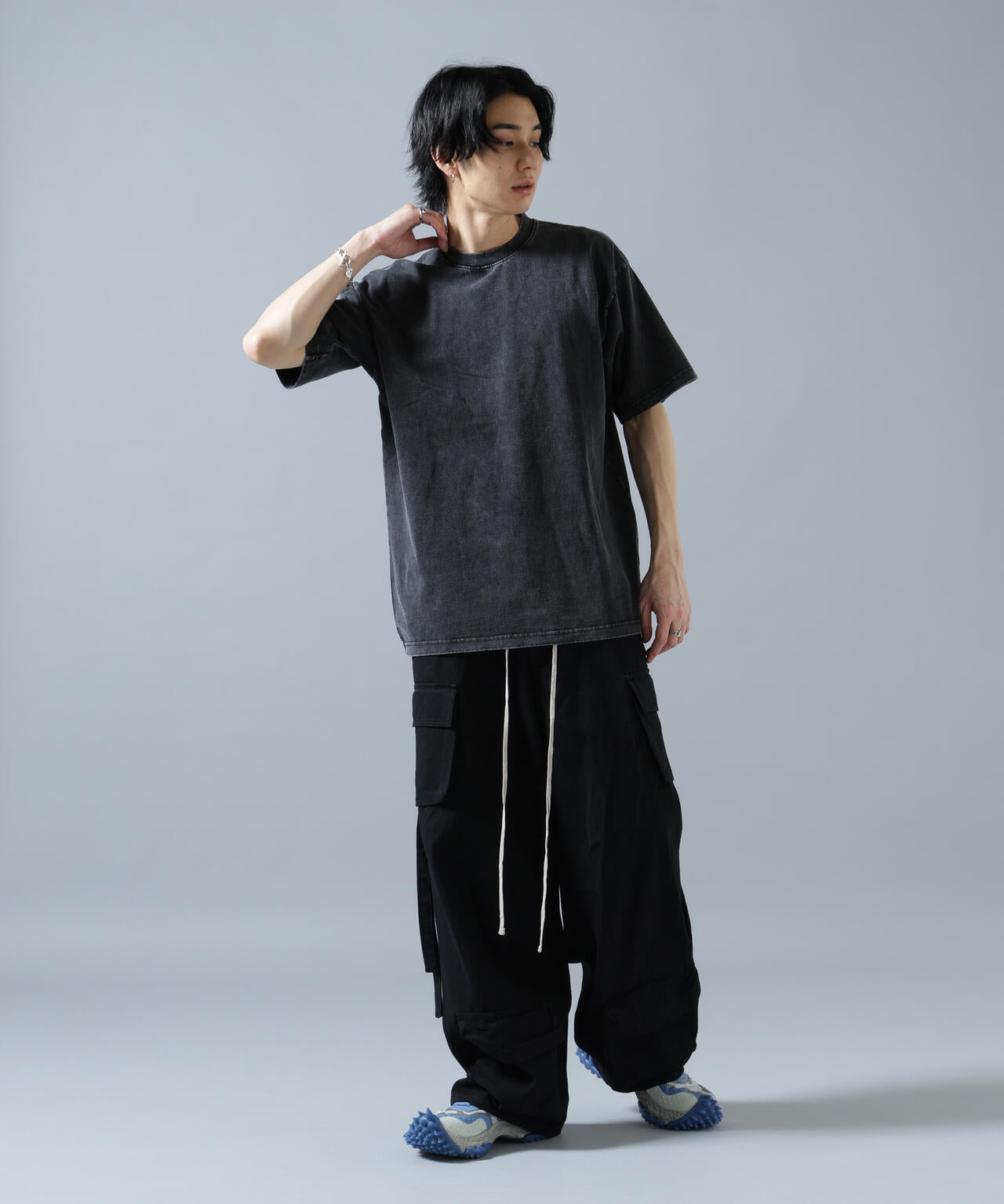 H:180cm C:88cm W:69cm H:90cm 着用サイズ：L