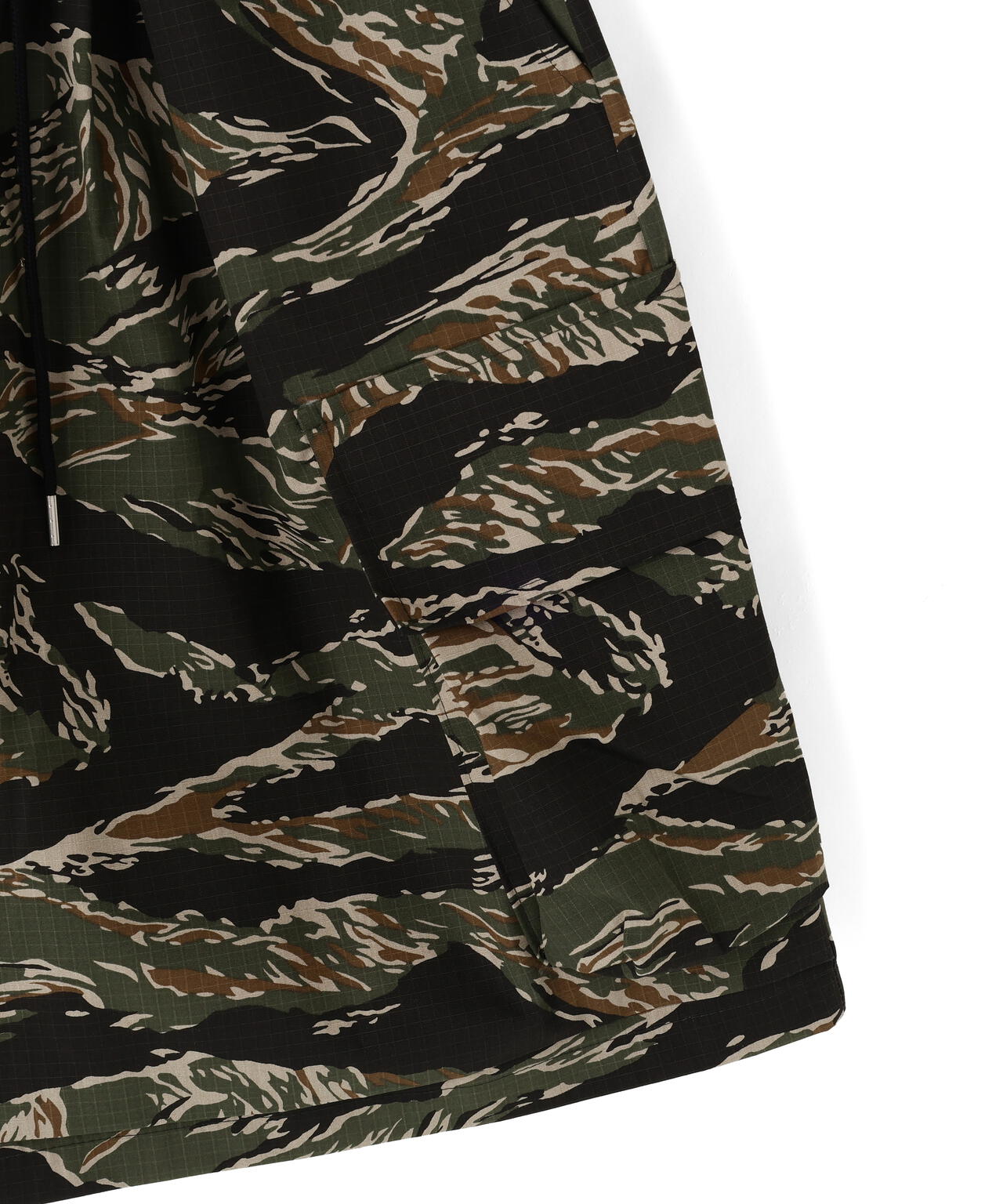 Torenia/トレニア/Camo Short Pants