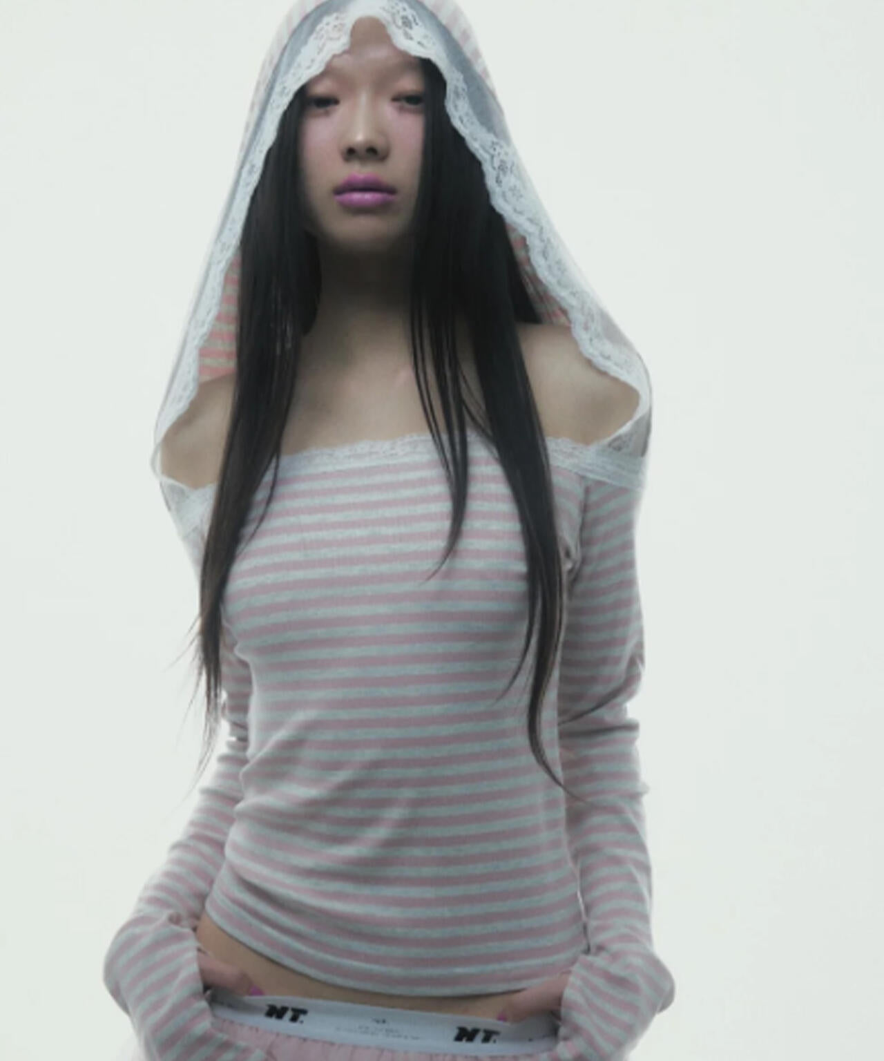 neith./ネイス/Veil Border Tops