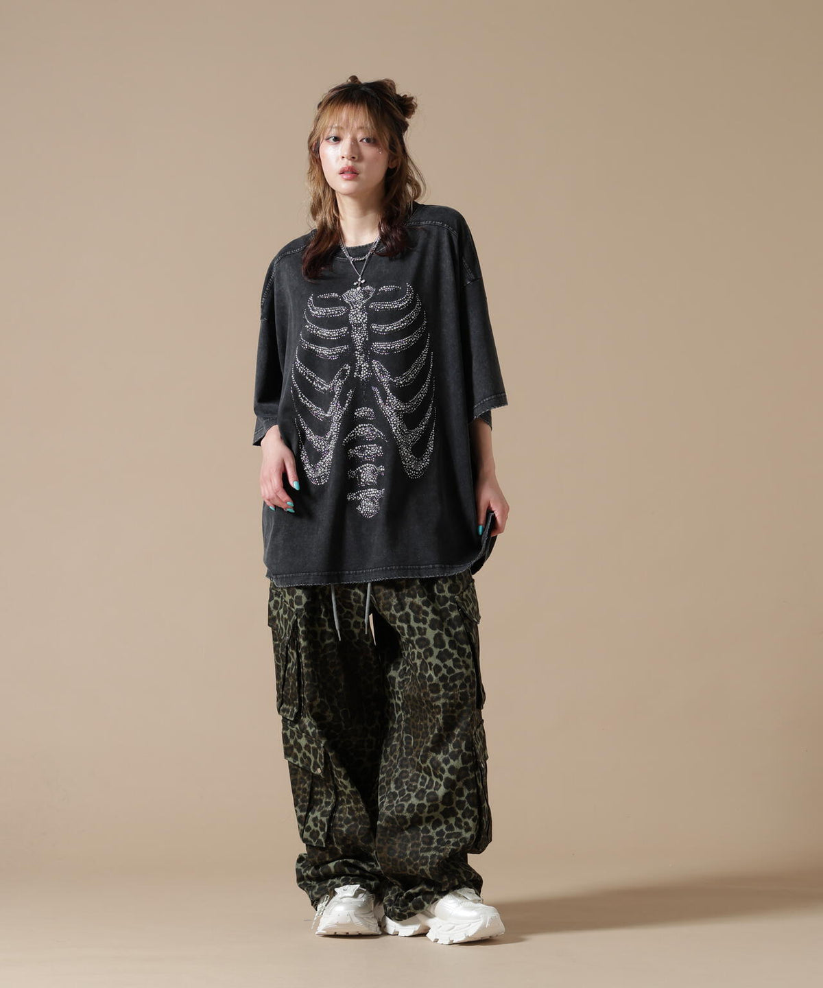DankeSchon/ダンケシェーン/BRUST RHINESTONE BONE TEE