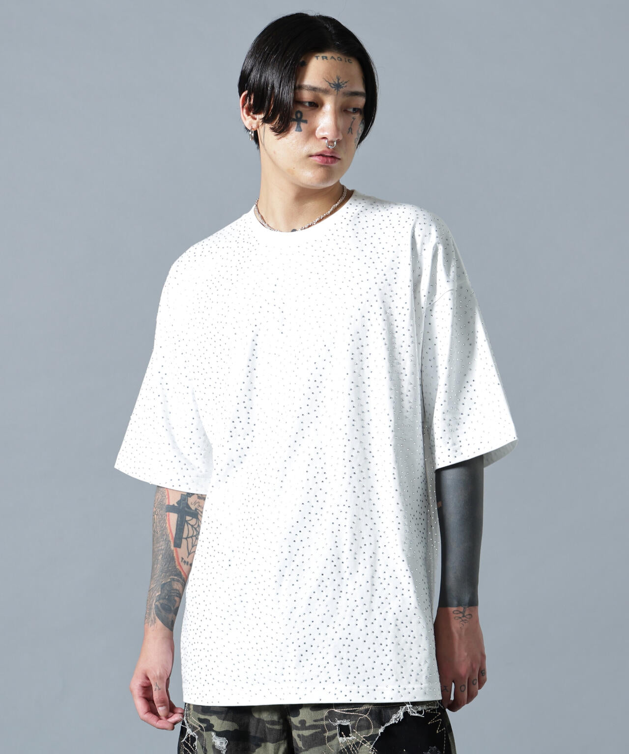 180cm B:87 W:66 H:84 着用サイズ：L