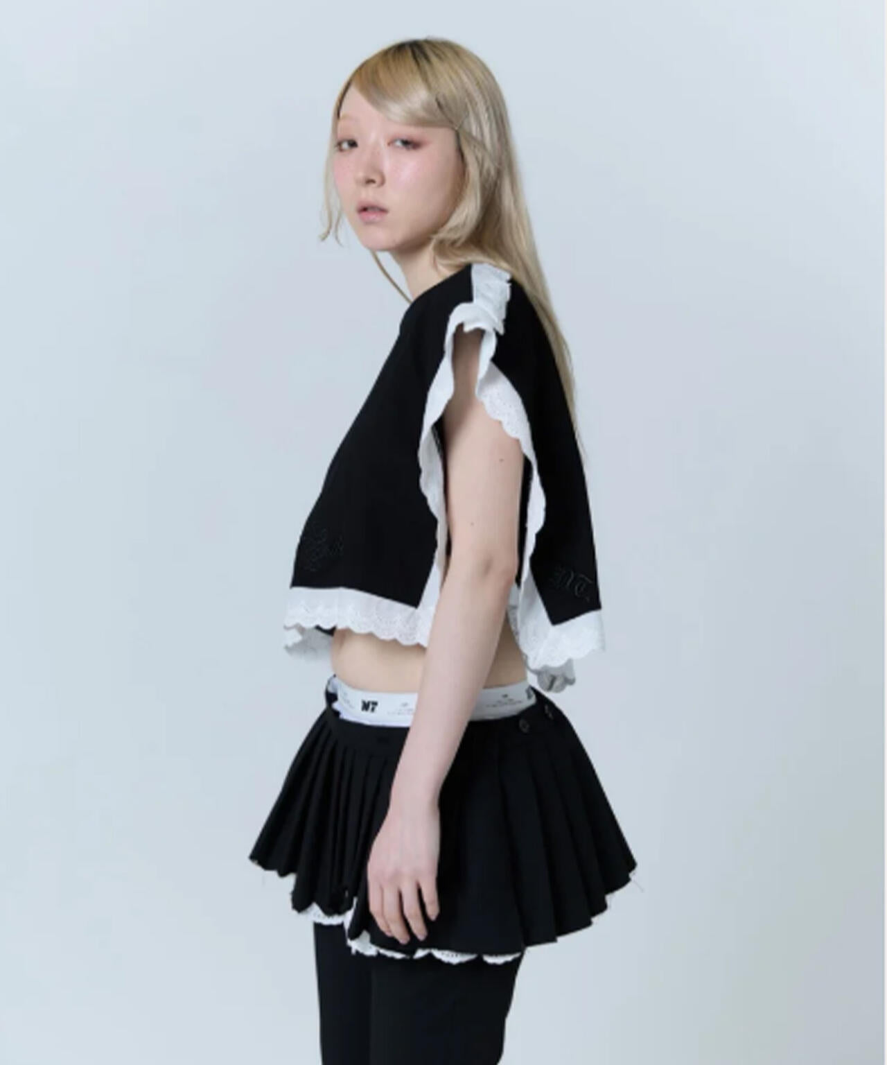 neith./ネイス/Handkerchief 2D Top