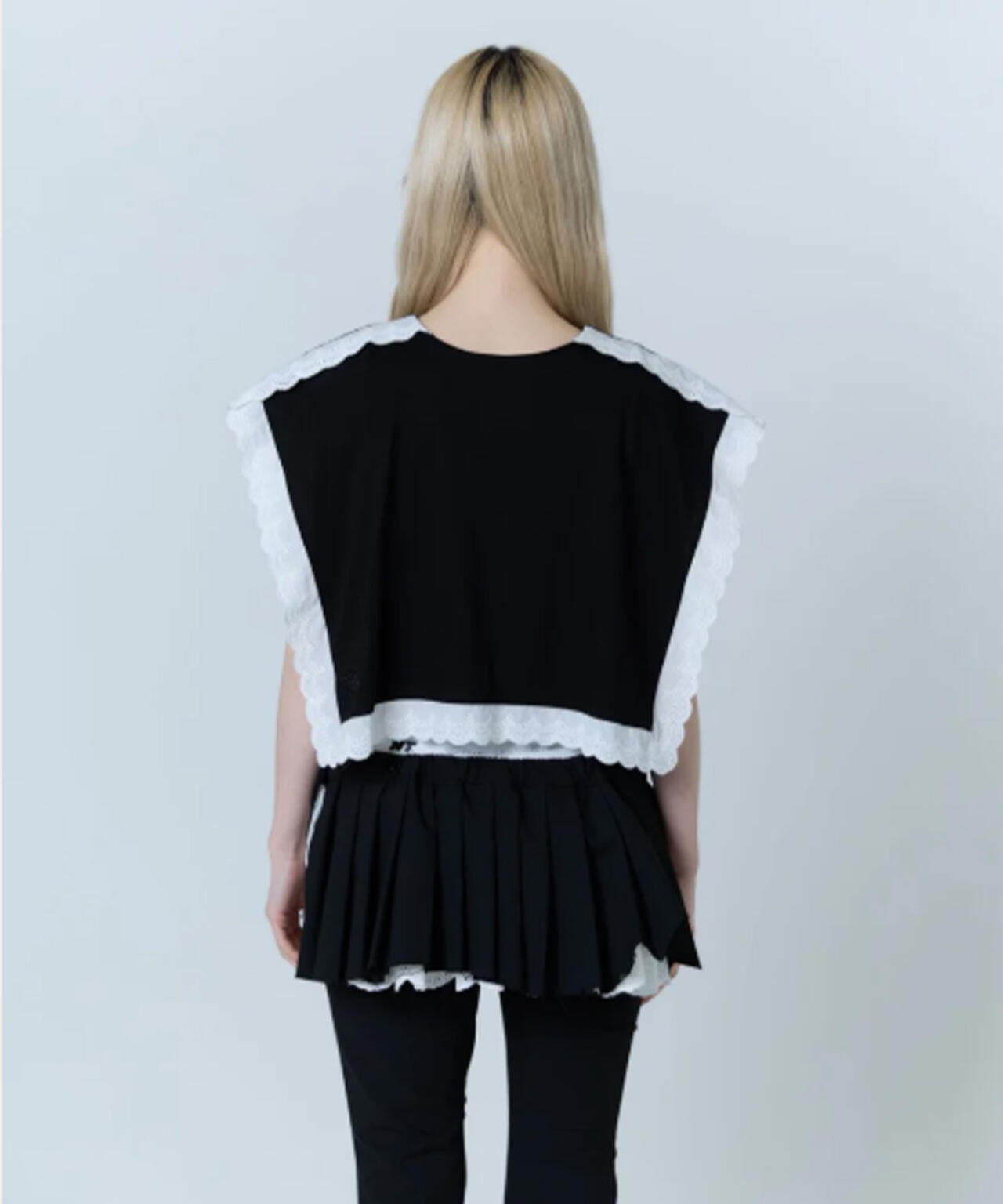 neith./ネイス/Handkerchief 2D Top