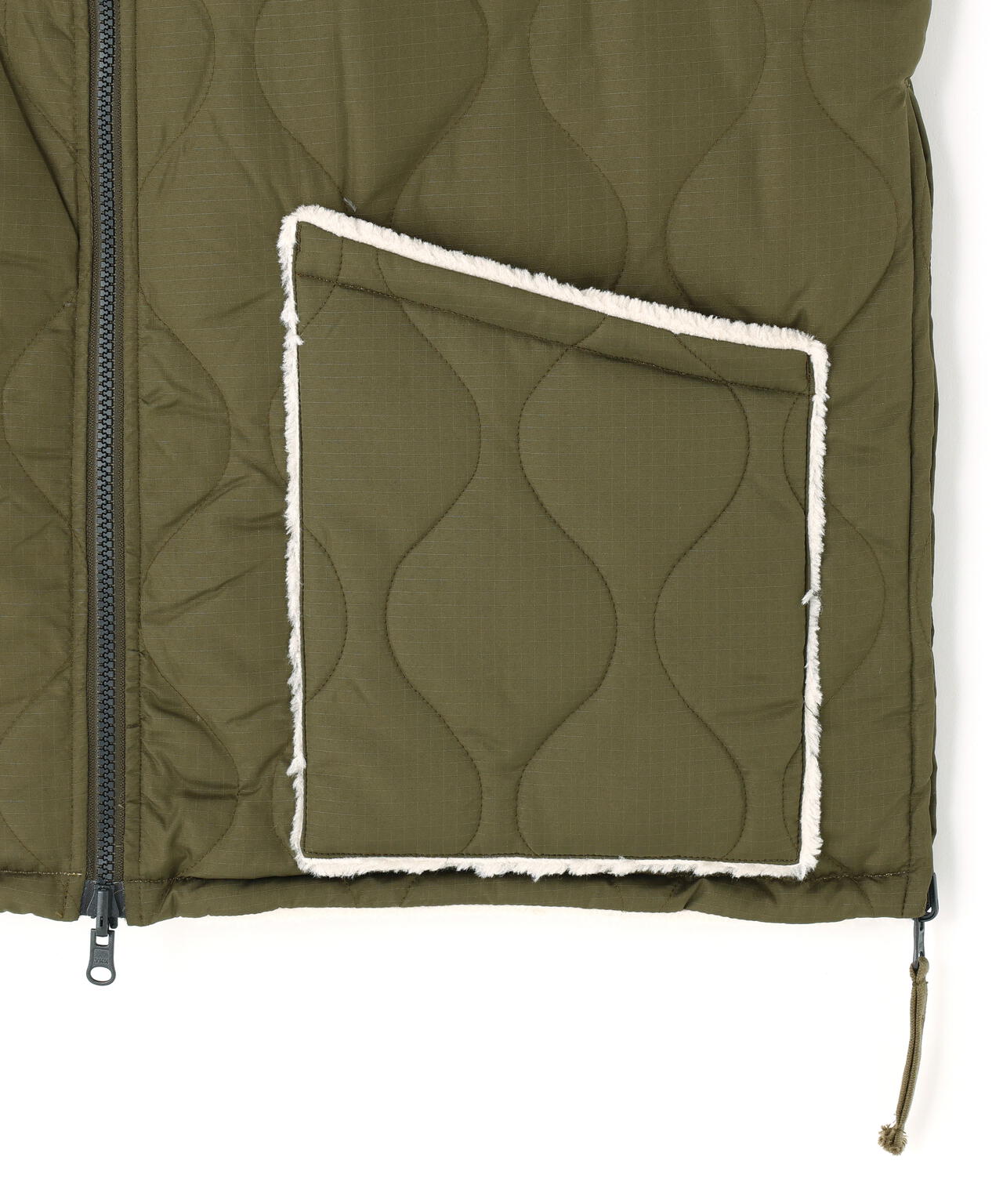ＴＡＩＯＮ／ＤＯＷＮ＋ＢＯＡ　ＨＩ　ＶＥＳＴ