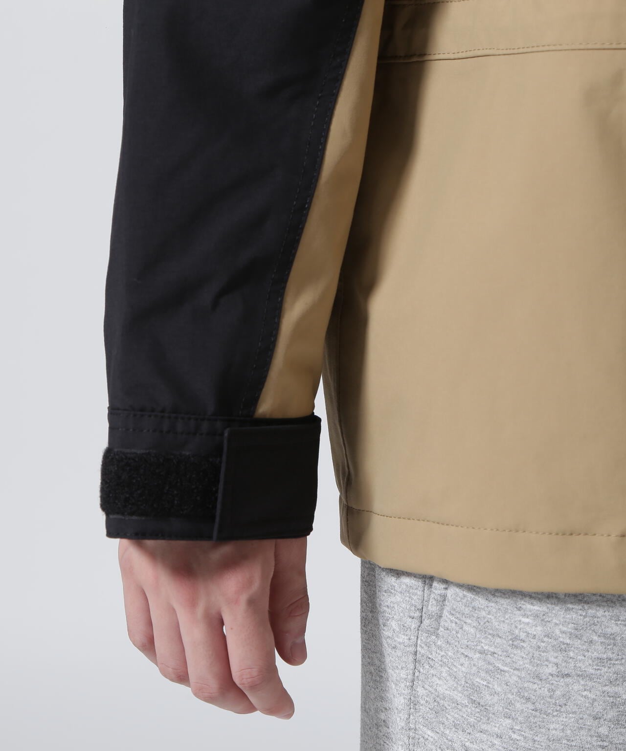 THE NORTH FACE(ザ・ノース・フェイス)　Mountain Light Jacket