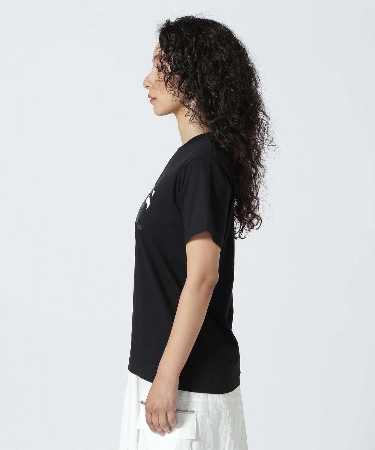 DROIT BELLO（ドロイトベロ）ブラッシュPARIS Tシャツ
