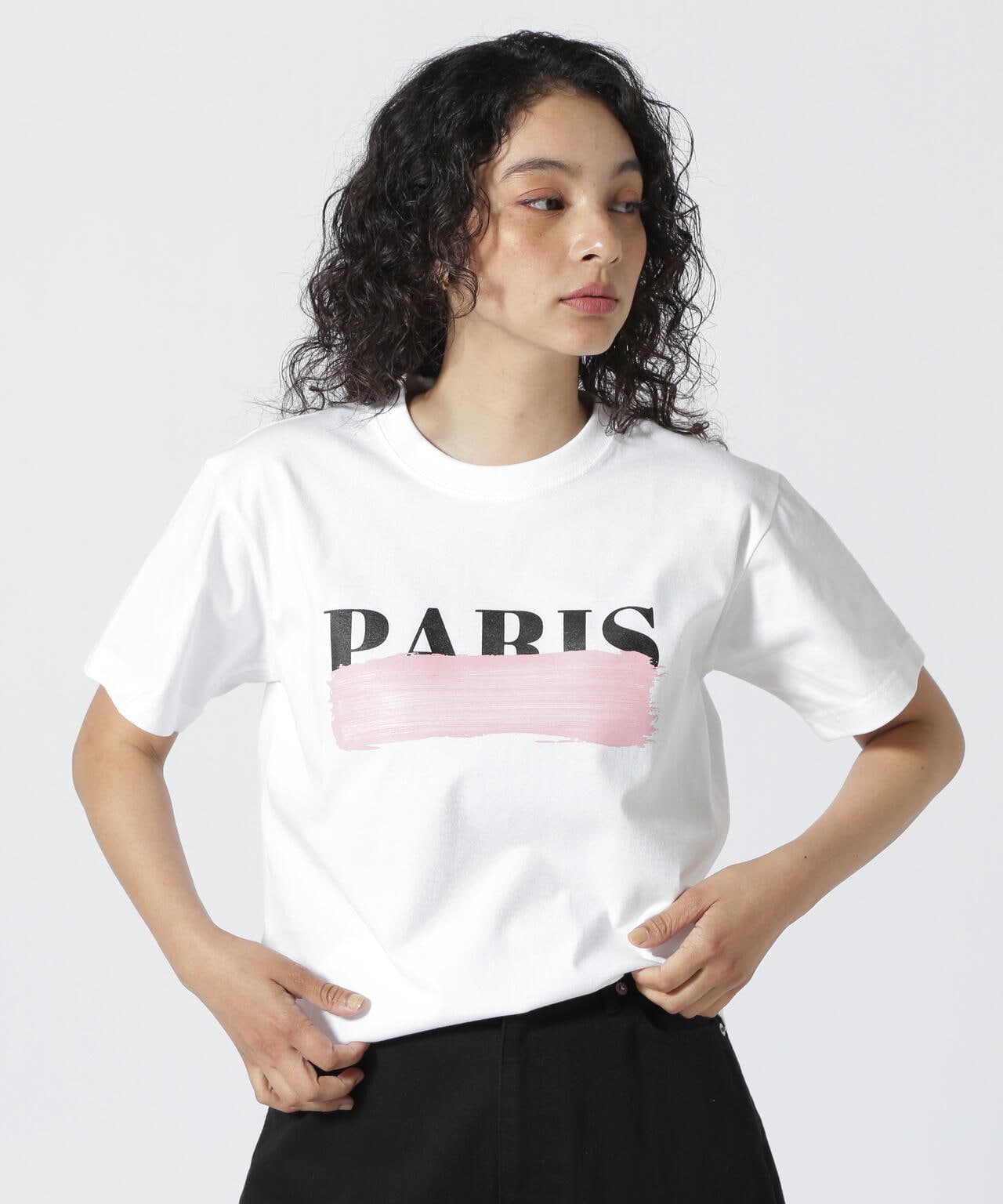 DROIT BELLO（ドロイトベロ）ブラッシュPARIS Tシャツ