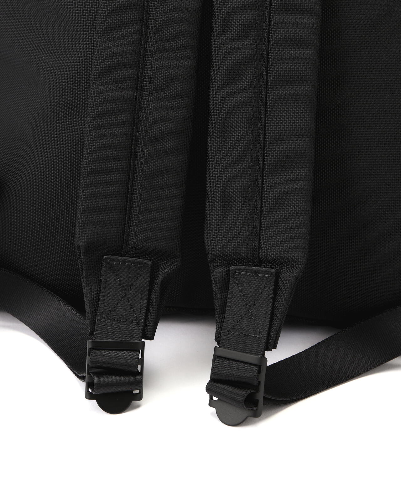 SLOW(スロウ)ballistic air -mesh day pack S-