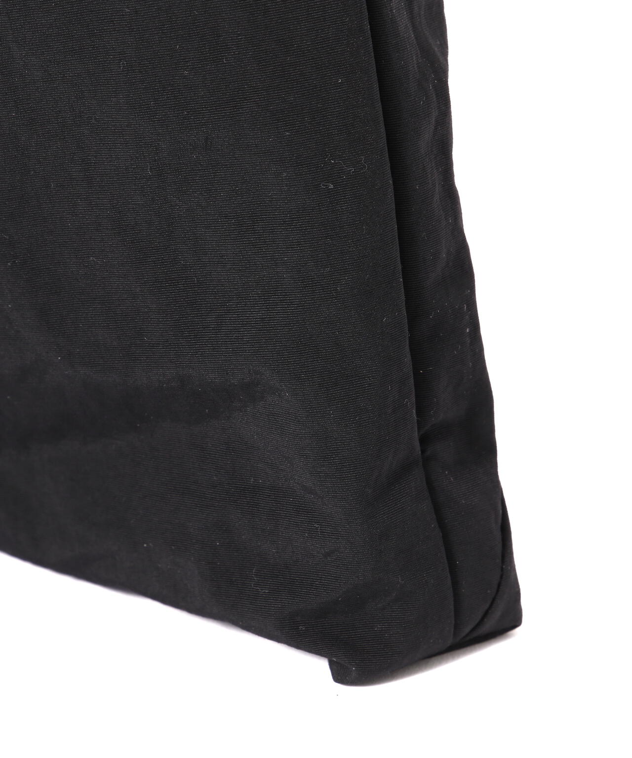 SLOW(スロウ)span nylon-triangle wrap bag-