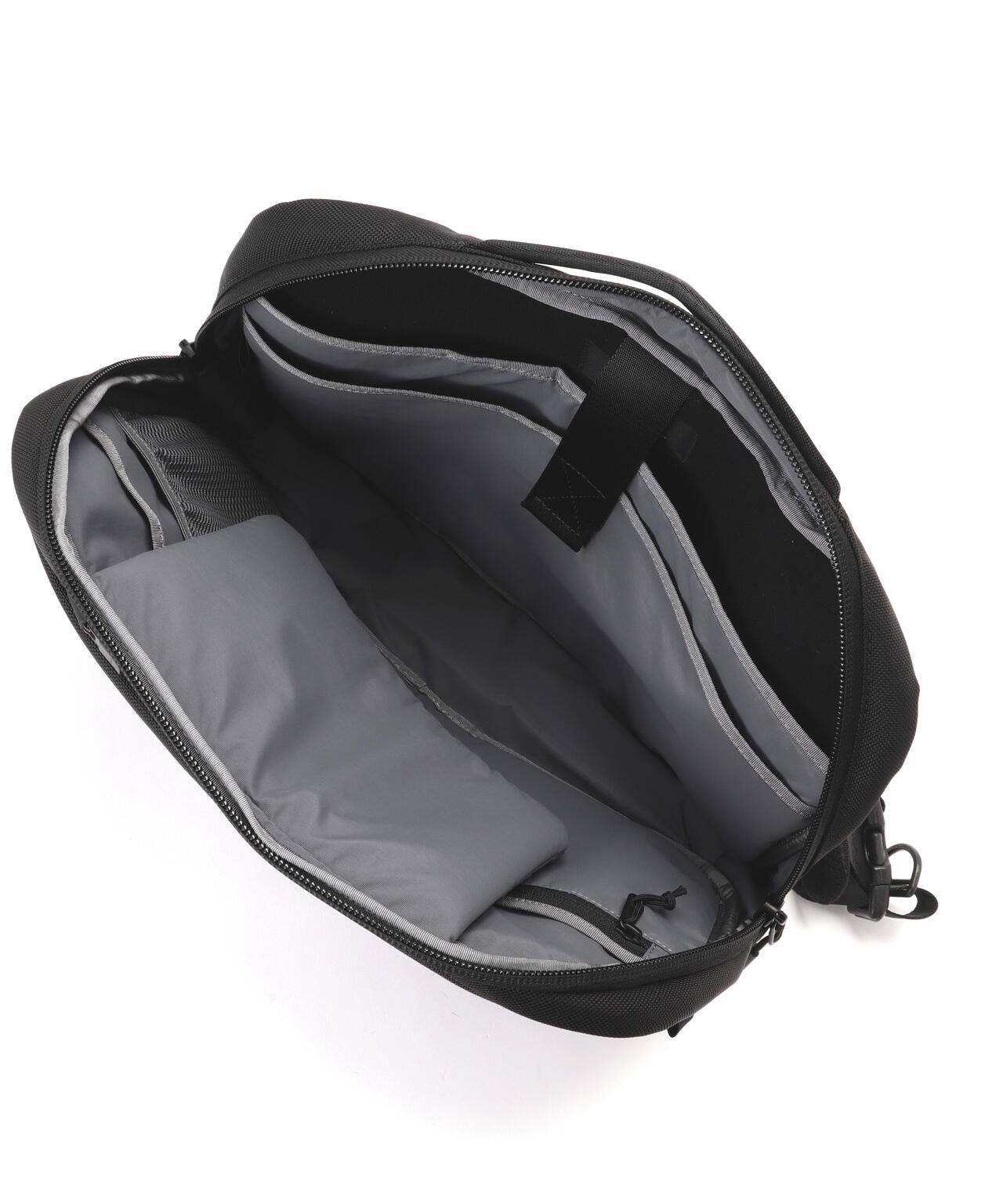 Aer（エアー）Travel Sling 2 Black AER-21013