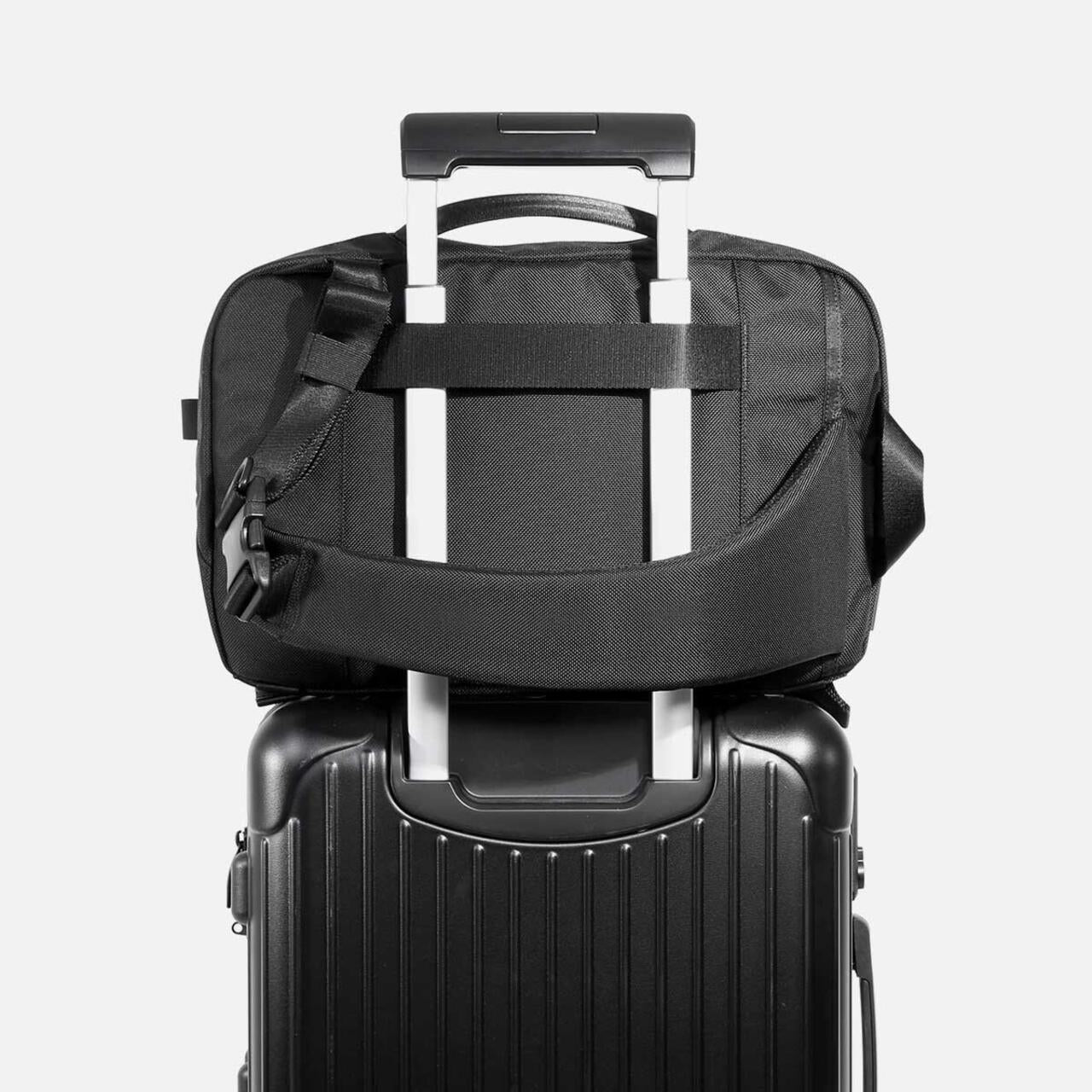 Aer（エアー）Travel Sling 2 Black AER-21013