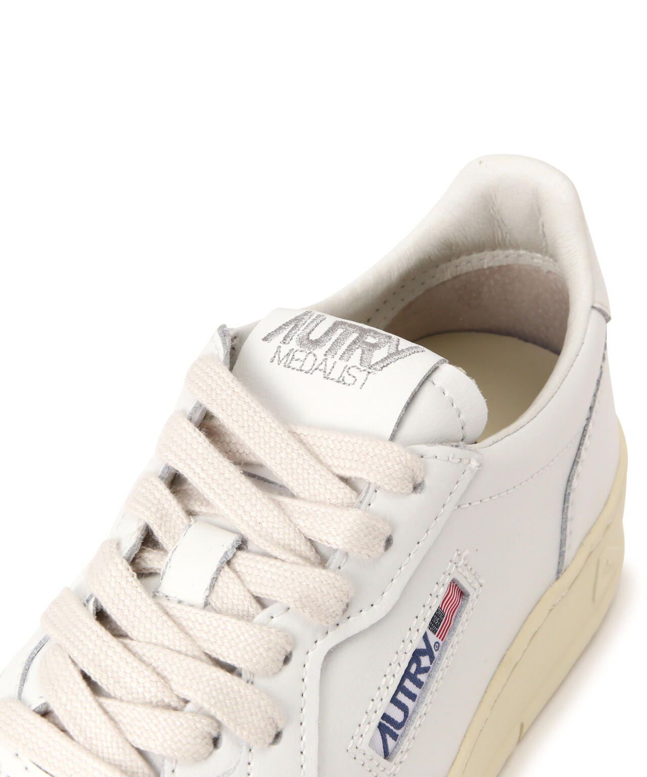 AUTRY (オートリー) WOMEN'S スニーカー MEDALIST LOW WOM