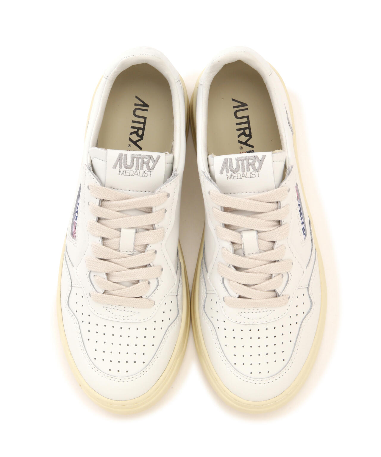 AUTRY (オートリー) WOMEN'S スニーカー MEDALIST LOW WOM
