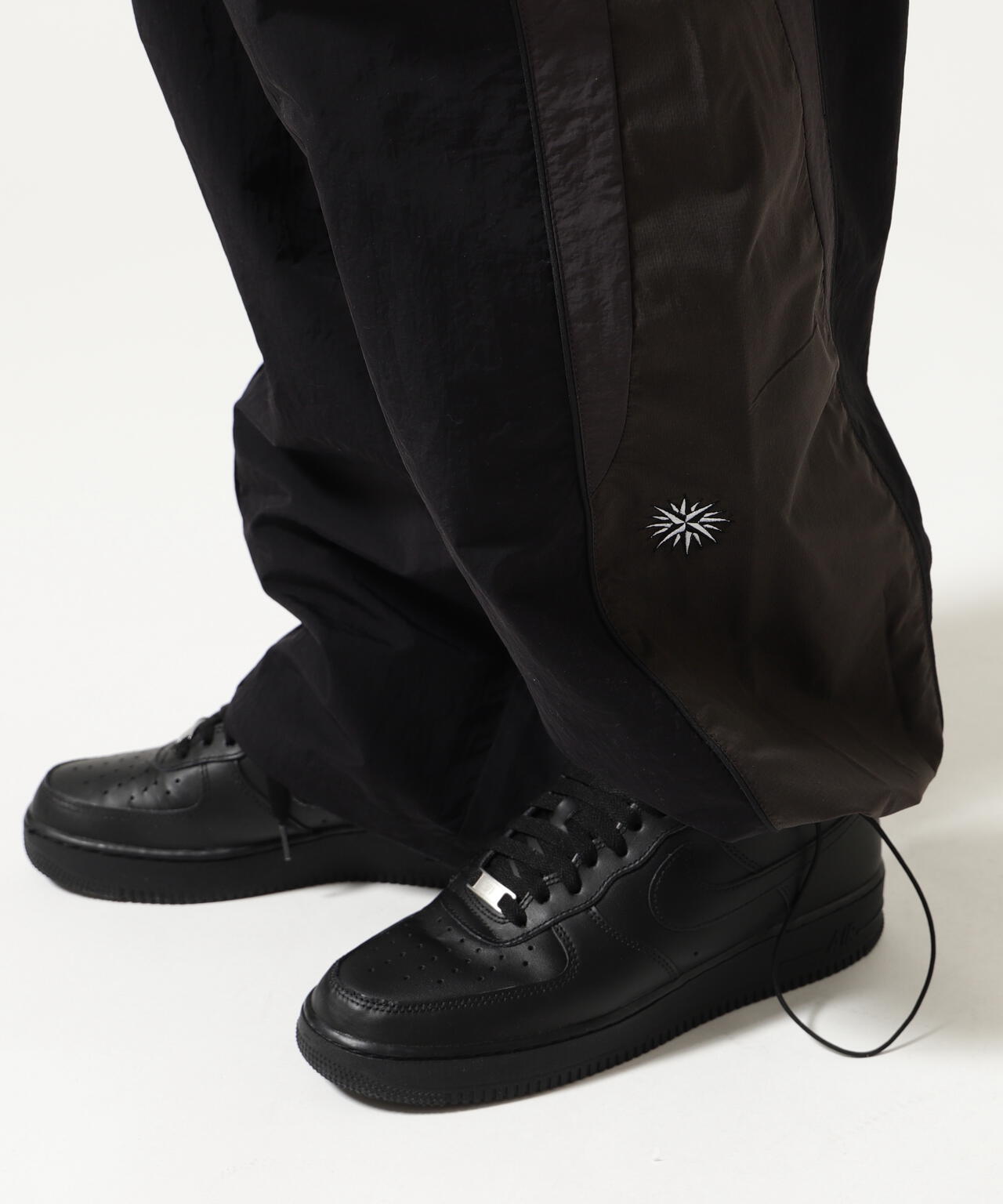 Children of the discordance / Second Edition / TRACK PANT
