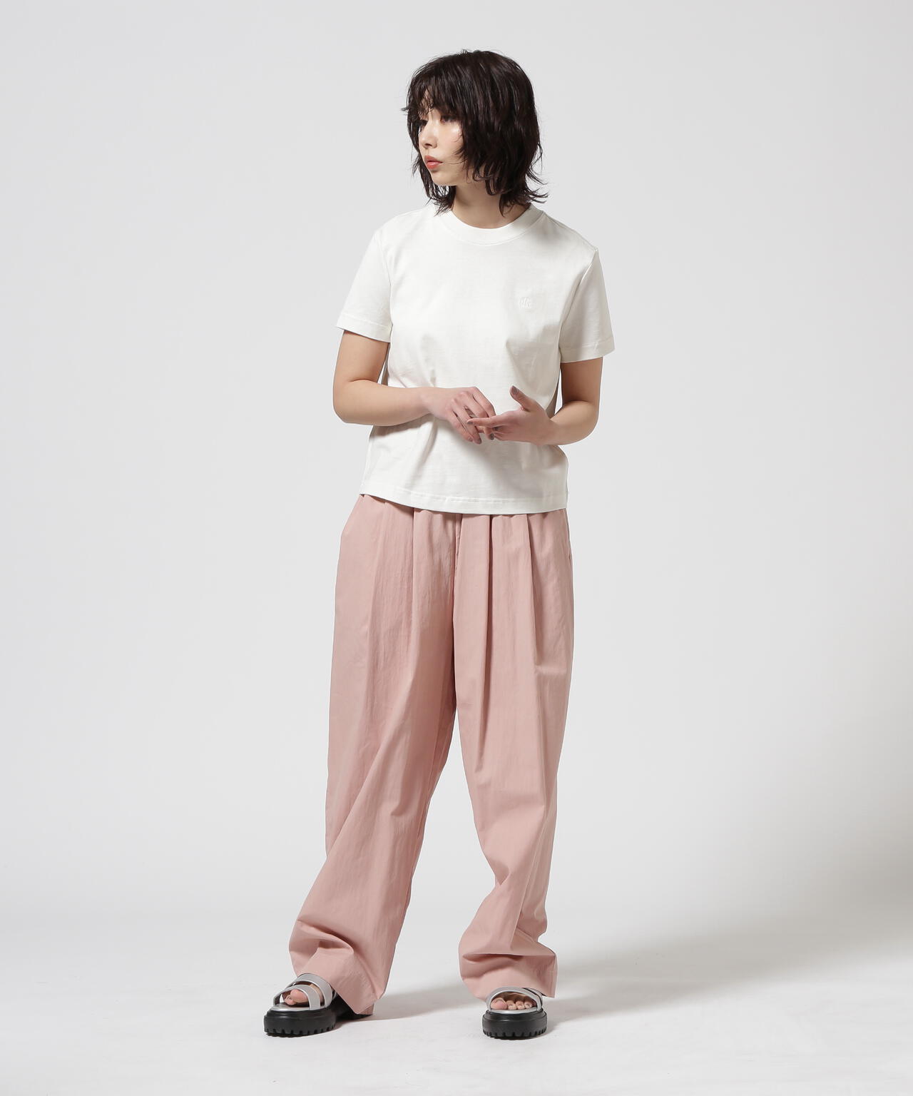 DROIT BELLO（ドロイトベロ）2Tuck Easy Pants