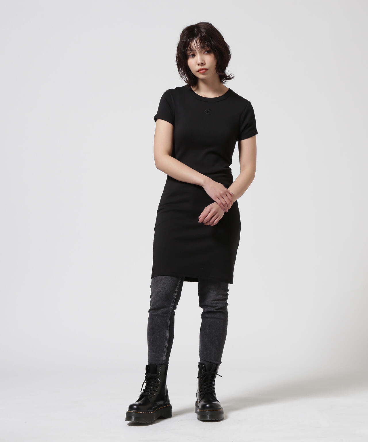 Calvin Klein（カルバンクライン）ショートスリーブカットソーワンピース