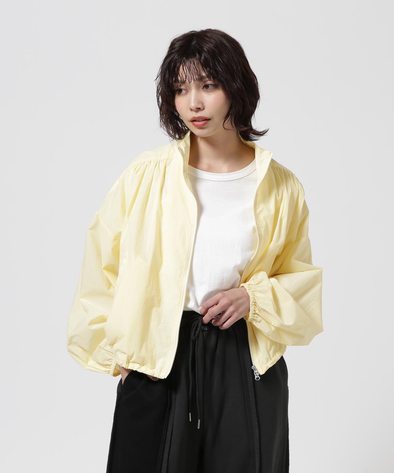YENN(イエン) SUPER LIGHT BLOUSON