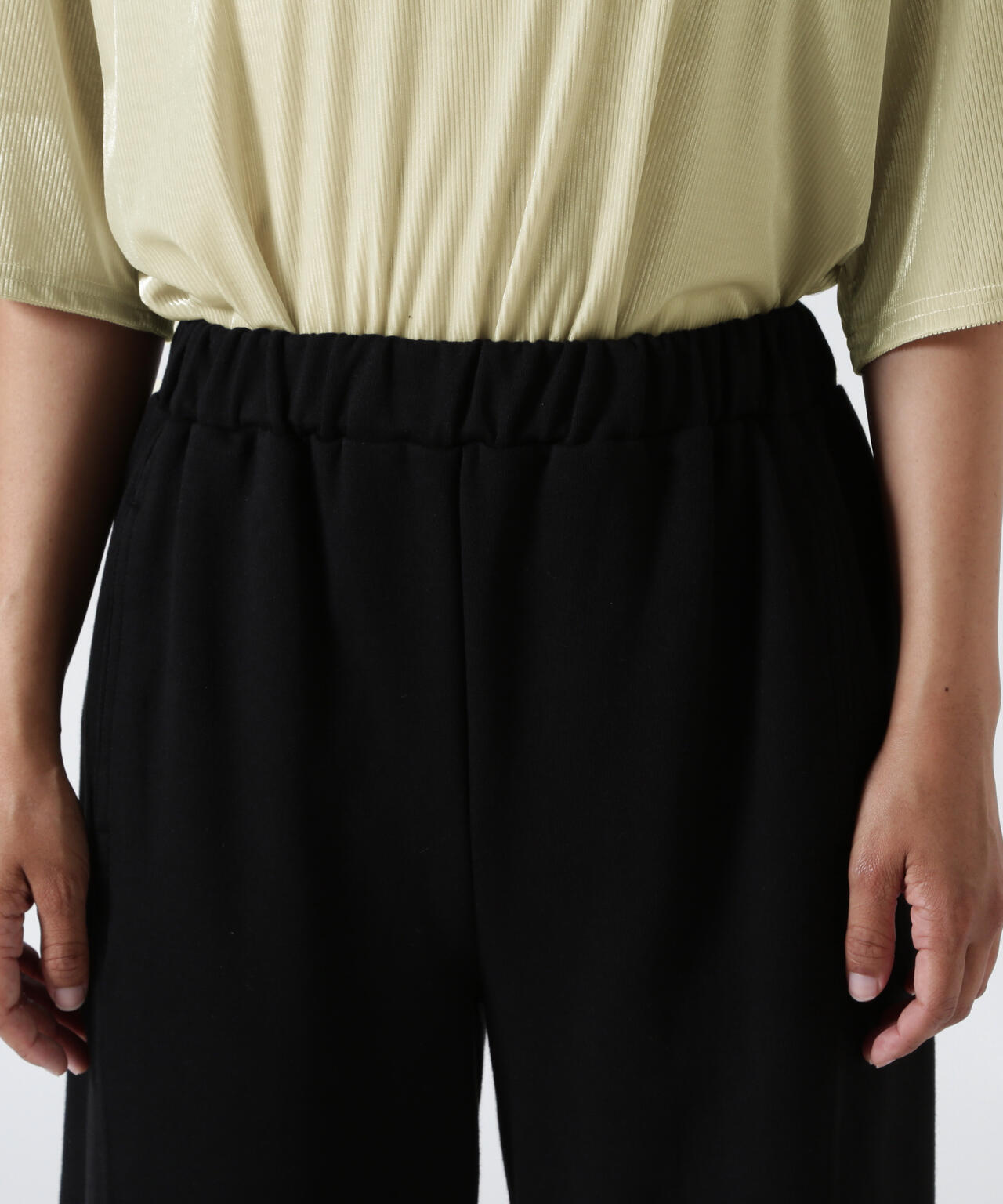 YENN（イエン）KNEE TUCK SWEAT PT /Y253-31078