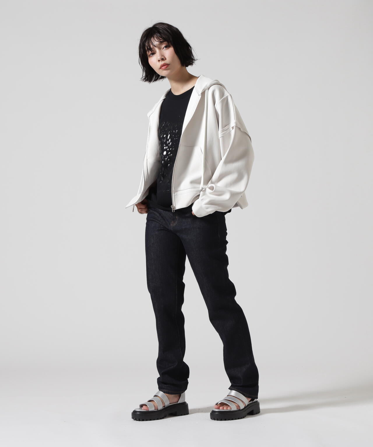 CASANE（カサネ）ダブルコードZIPパーカー