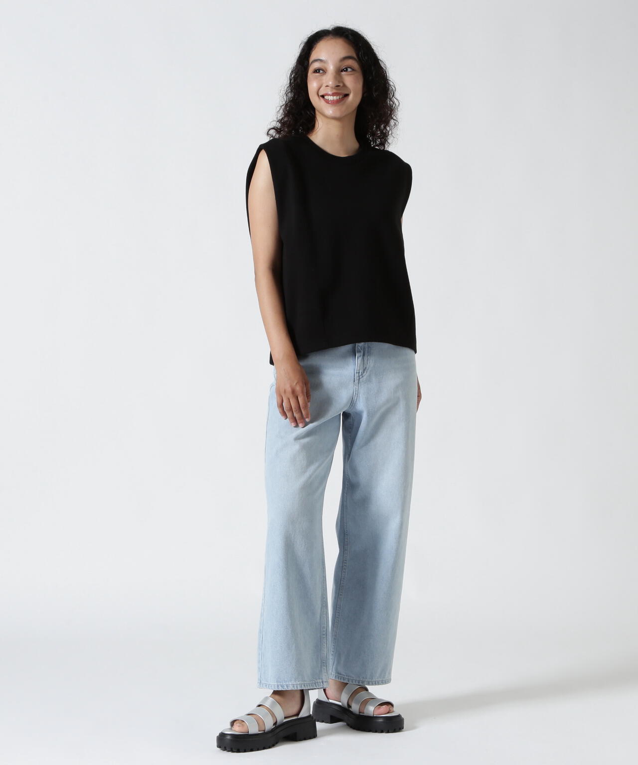 YENN（イエン）SLEEVELESS SWEAT PO /Y253-81077